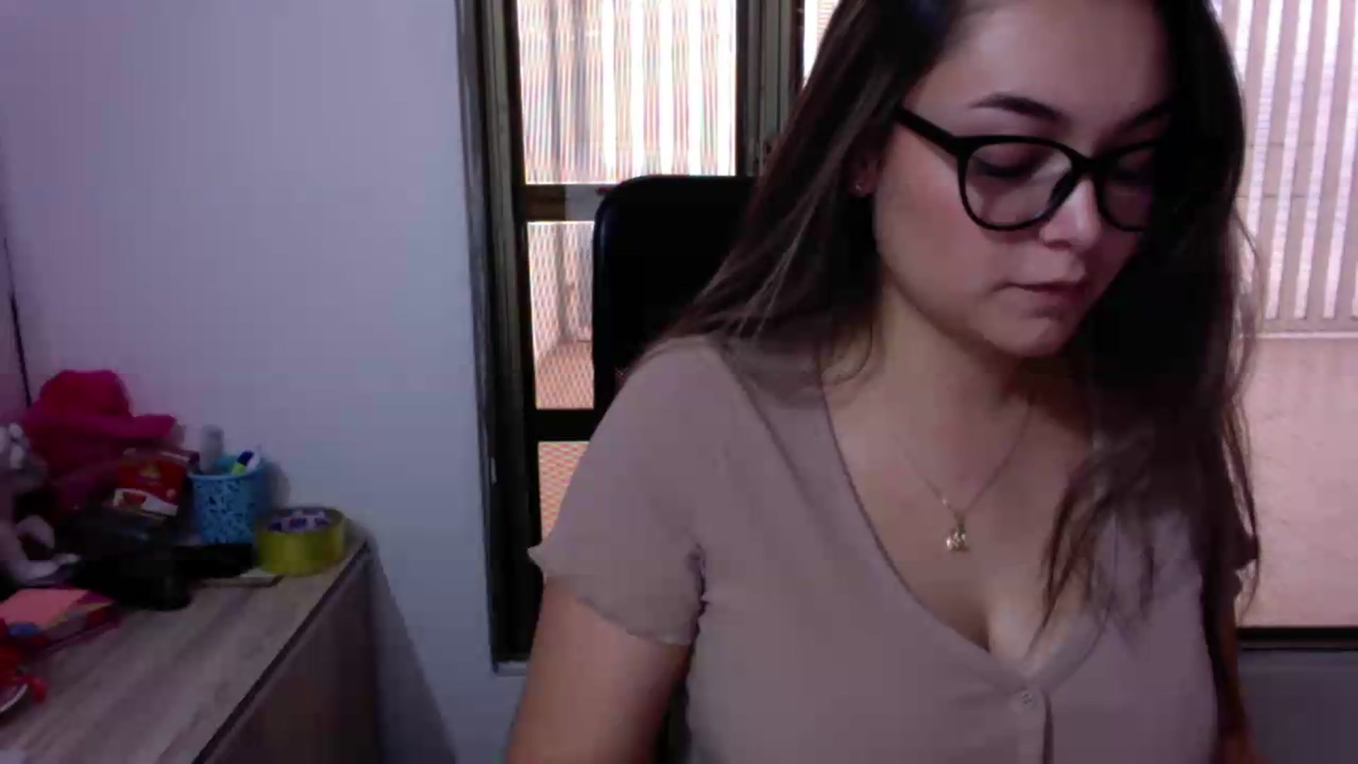 Gallery image thumbnail from Angel98_'s myfreecams stream on, 06/05/2026, 22:32 image 6 of 20