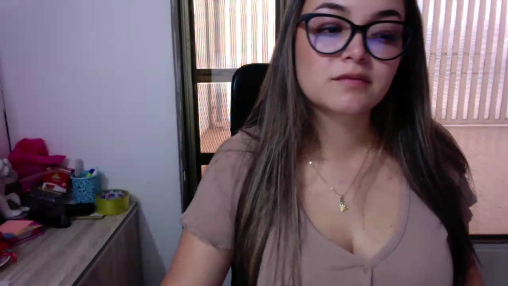 Gallery image thumbnail from Angel98_'s myfreecams stream on, 06/05/2026, 22:32 image 20 of 20