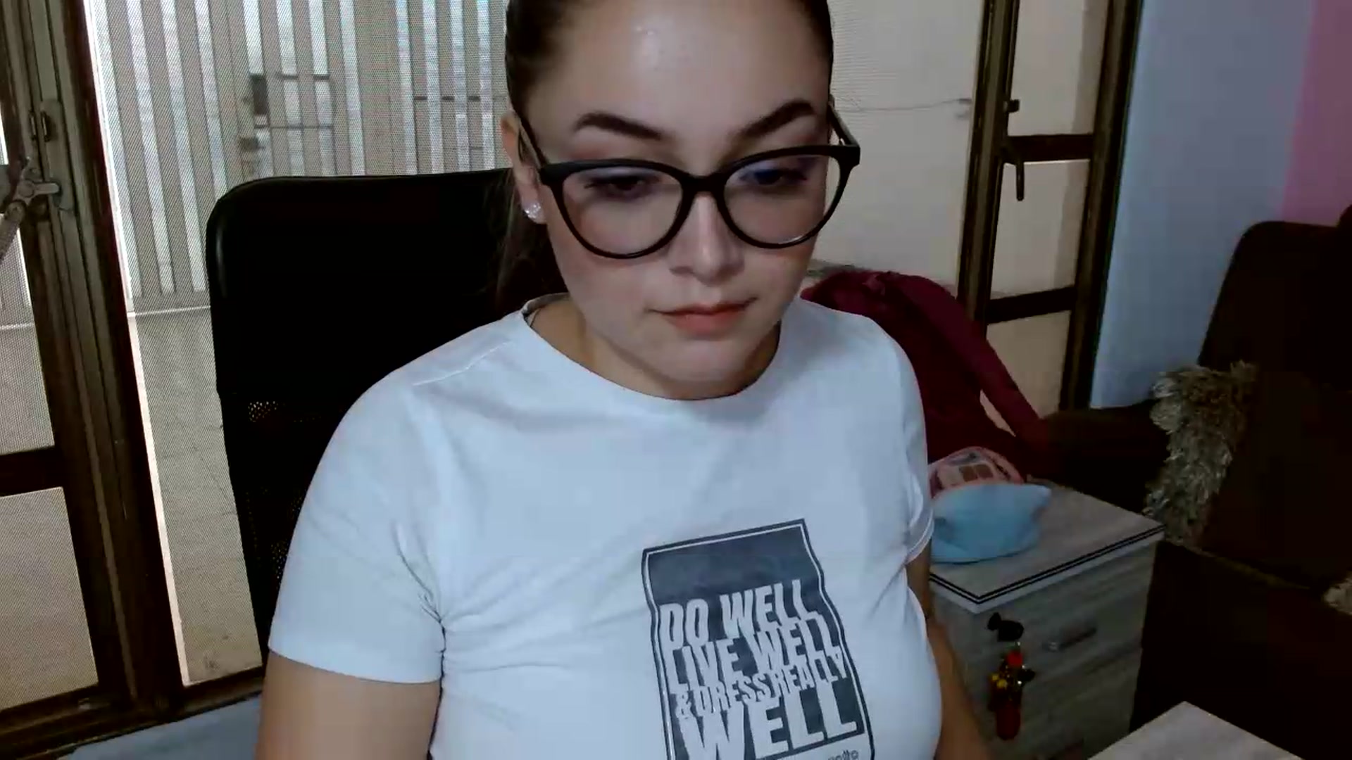 Gallery image thumbnail from Angel98_'s myfreecams stream on, 06/12/2026, 22:23 image 16 of 20