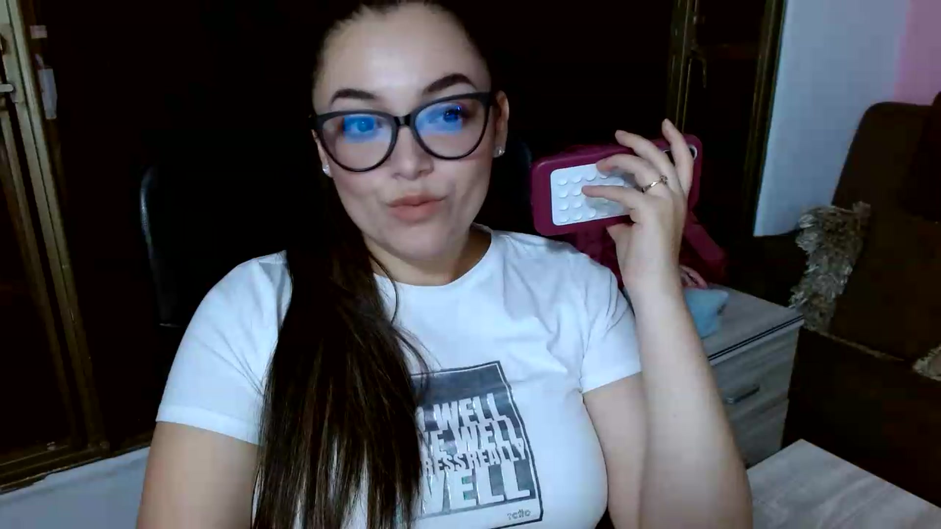 Gallery image thumbnail from Angel98_'s myfreecams stream on, 06/12/2026, 23:22 image 18 of 20