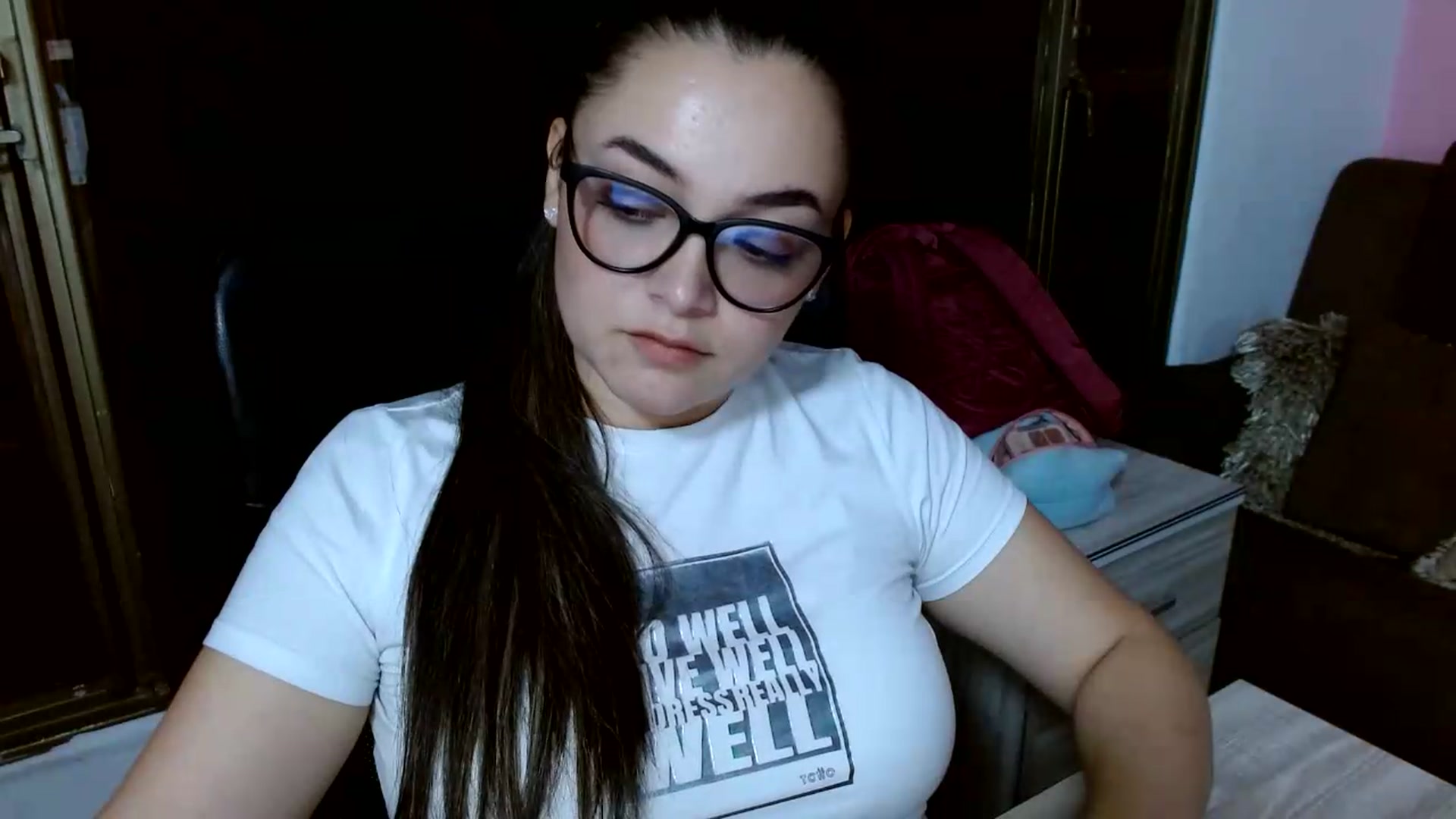Gallery image thumbnail from Angel98_'s myfreecams stream on, 06/12/2026, 23:22 image 16 of 20