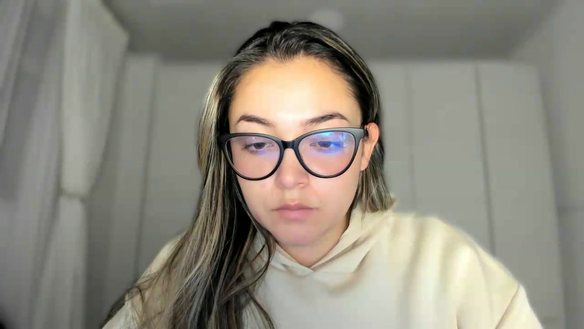 Gallery image thumbnail from Angel98_'s myfreecams stream on, 06/22/2026, 02:36 image 2 of 20
