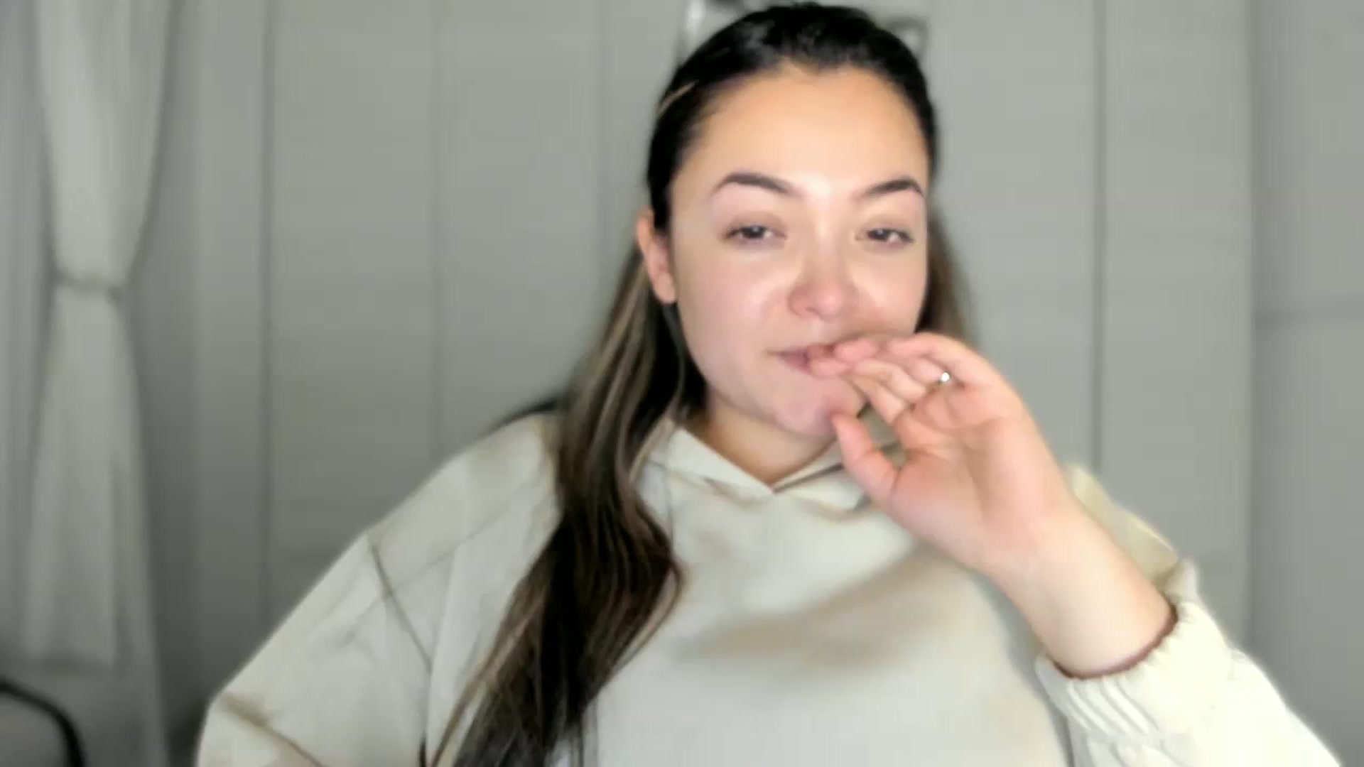 Gallery image thumbnail from Angel98_'s myfreecams stream on, 06/22/2026, 02:36 image 9 of 20