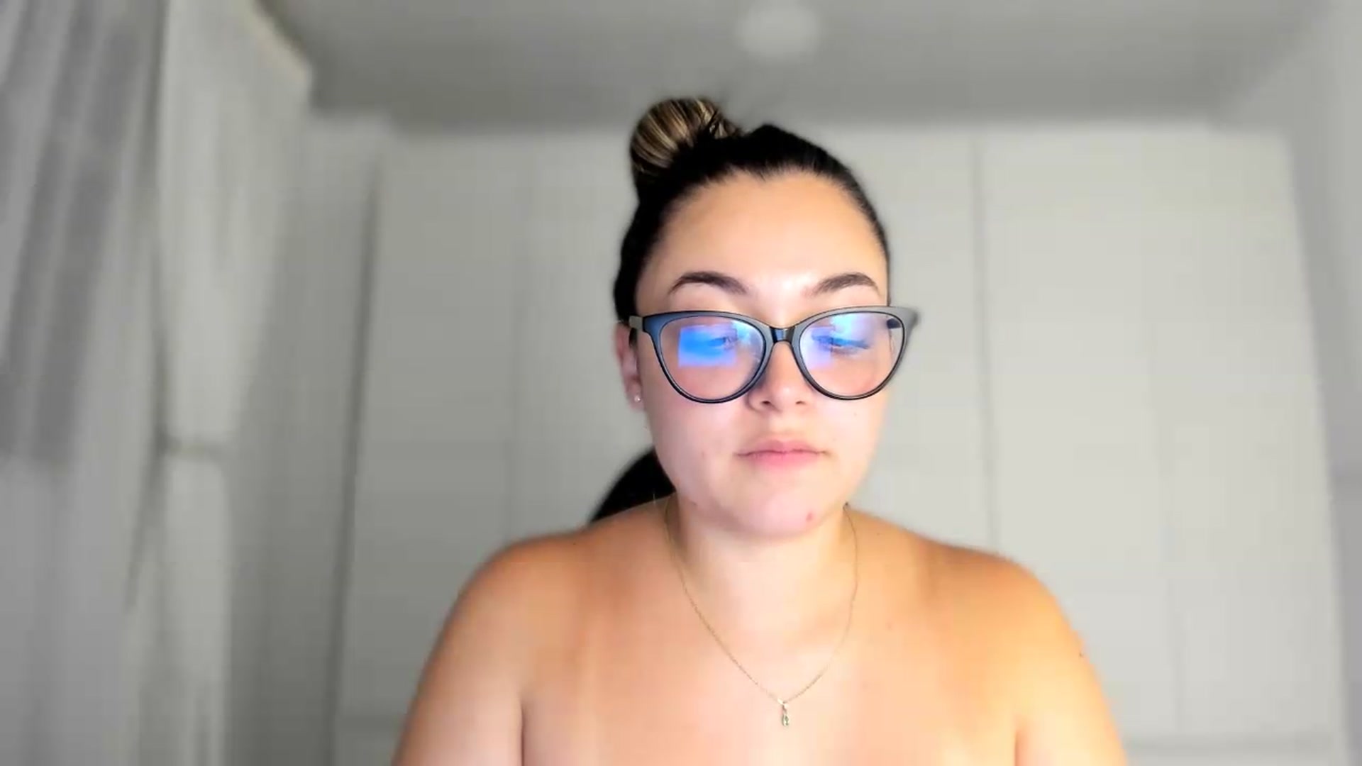Gallery image thumbnail from Angel98_'s myfreecams stream on, 08/11/2026, 02:29 image 8 of 20