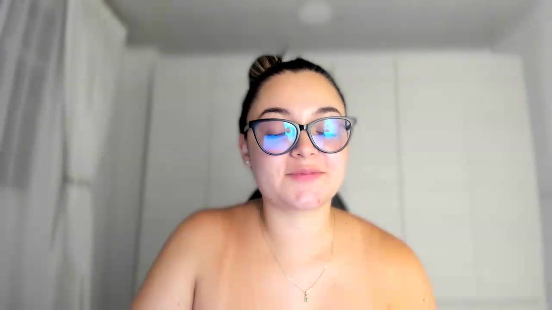 Gallery image thumbnail from Angel98_'s myfreecams stream on, 08/11/2026, 02:29 image 7 of 20