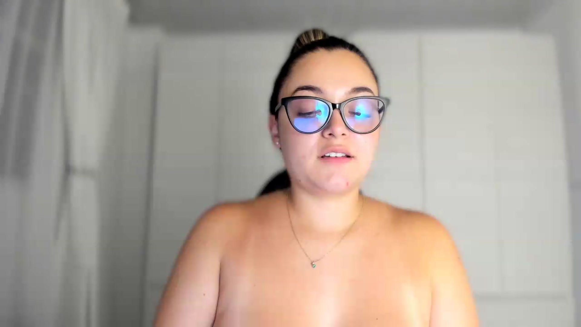 Gallery image thumbnail from Angel98_'s myfreecams stream on, 08/11/2026, 02:29 image 5 of 20