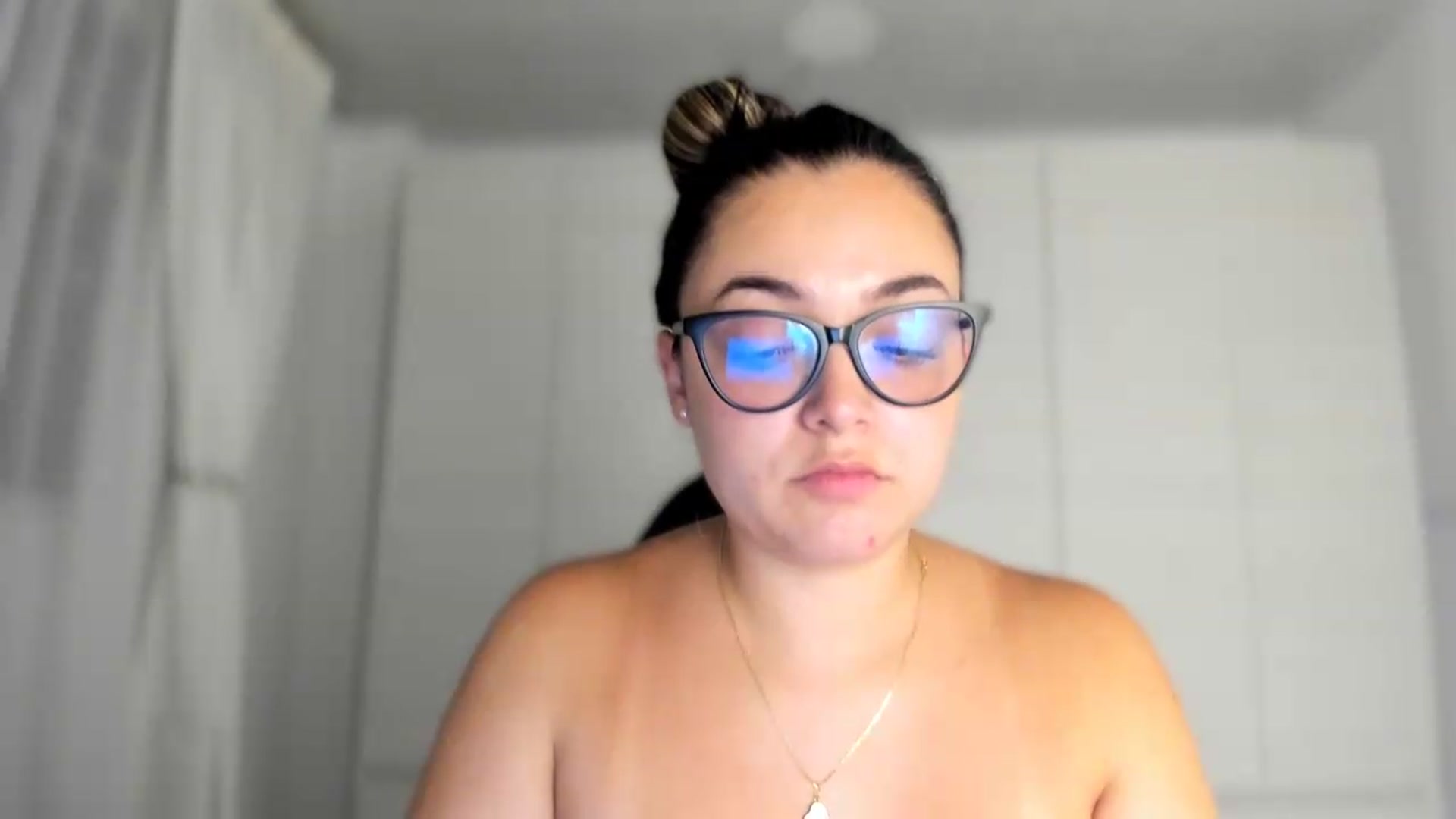 Gallery image thumbnail from Angel98_'s myfreecams stream on, 08/11/2026, 02:29 image 9 of 20