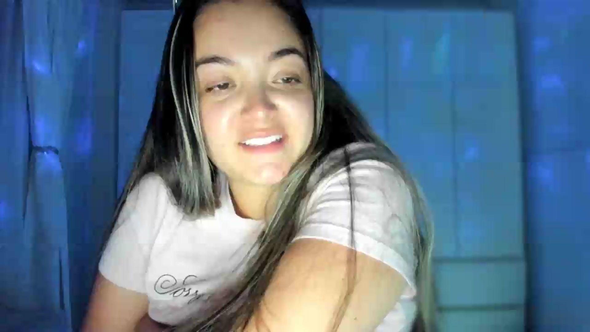 Gallery image thumbnail from Angel98_'s myfreecams stream on, 08/12/2026, 02:07 image 17 of 20