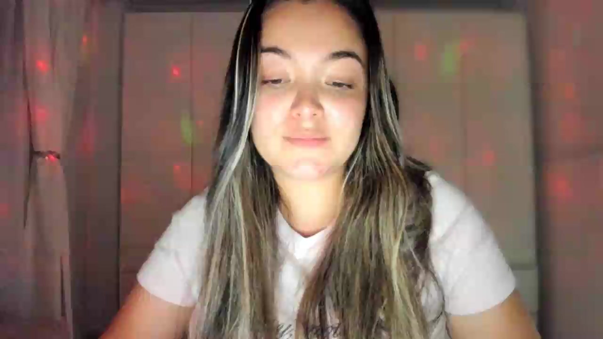 Gallery image thumbnail from Angel98_'s myfreecams stream on, 08/12/2026, 02:07 image 9 of 20