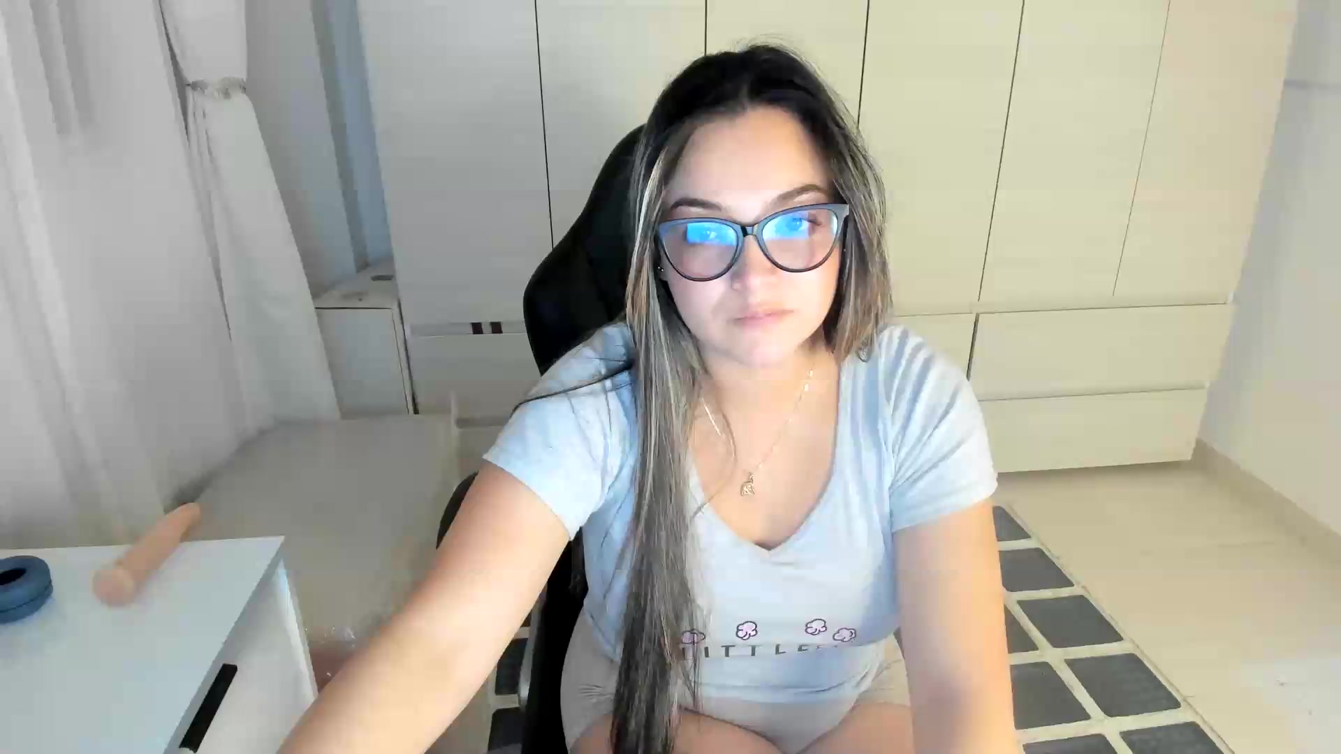 Gallery image thumbnail from Angel98_'s myfreecams stream on, 08/31/2026, 02:57 image 11 of 20