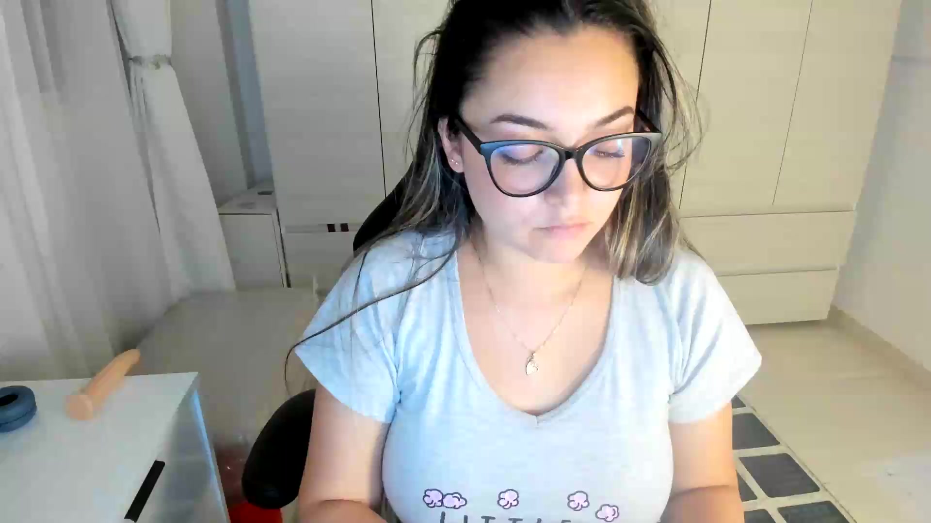 Gallery image thumbnail from Angel98_'s myfreecams stream on, 08/31/2026, 03:17 image 8 of 20