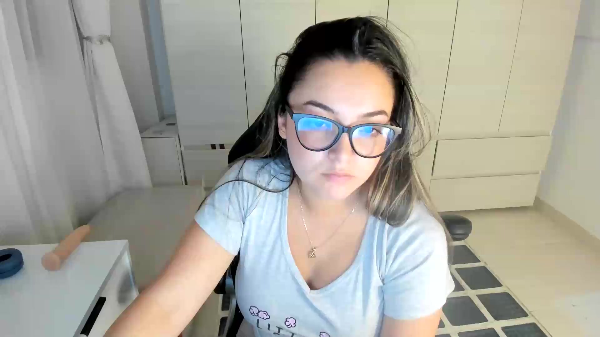 Gallery image thumbnail from Angel98_'s myfreecams stream on, 08/31/2026, 03:17 image 6 of 20