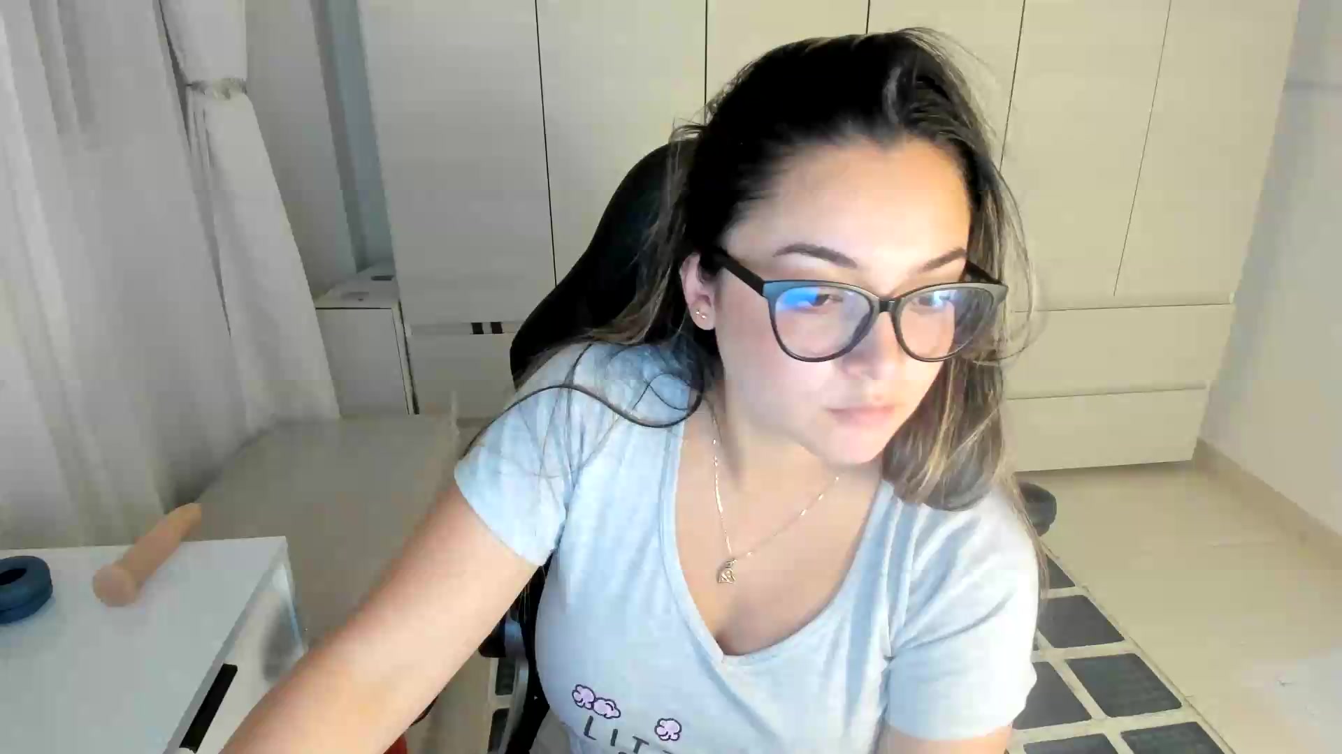 Gallery image thumbnail from Angel98_'s myfreecams stream on, 08/31/2026, 03:17 image 4 of 20