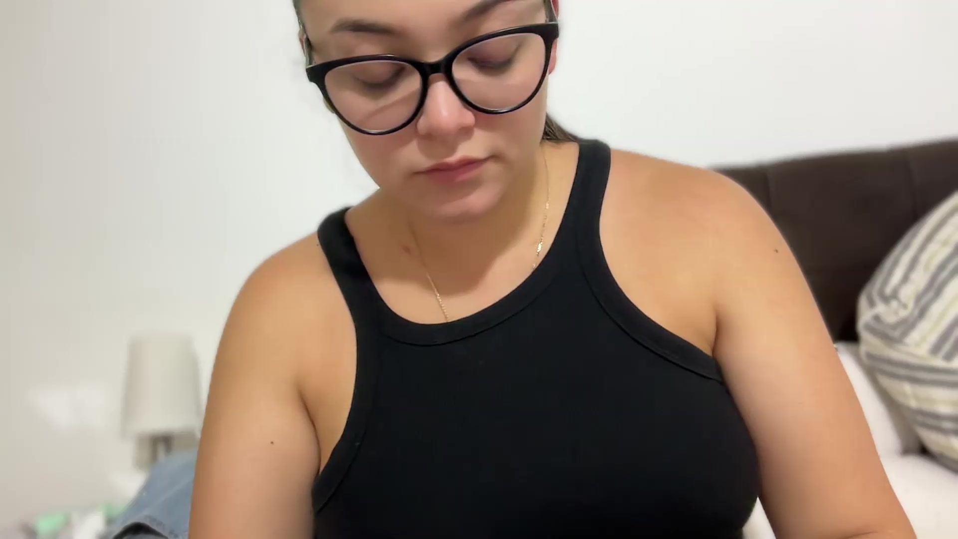 Gallery image thumbnail from Angel98_'s myfreecams stream on, 09/11/2026, 02:00 image 8 of 20