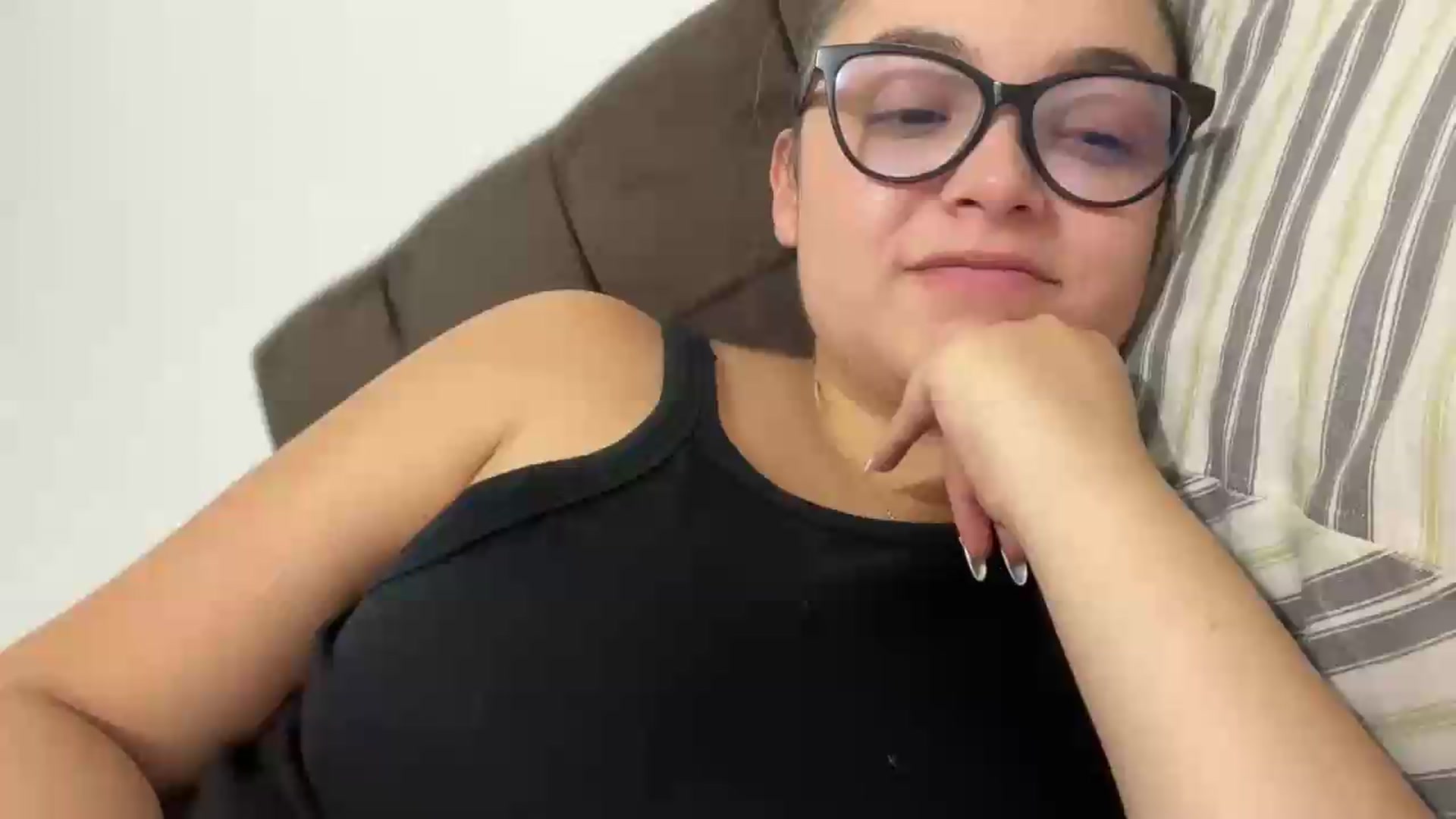 Gallery image thumbnail from Angel98_'s myfreecams stream on, 09/11/2026, 02:00 image 4 of 20
