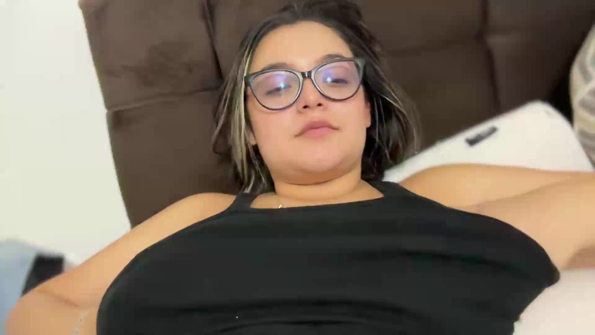 Gallery image thumbnail from Angel98_'s myfreecams stream on, 09/11/2026, 02:00 image 19 of 20