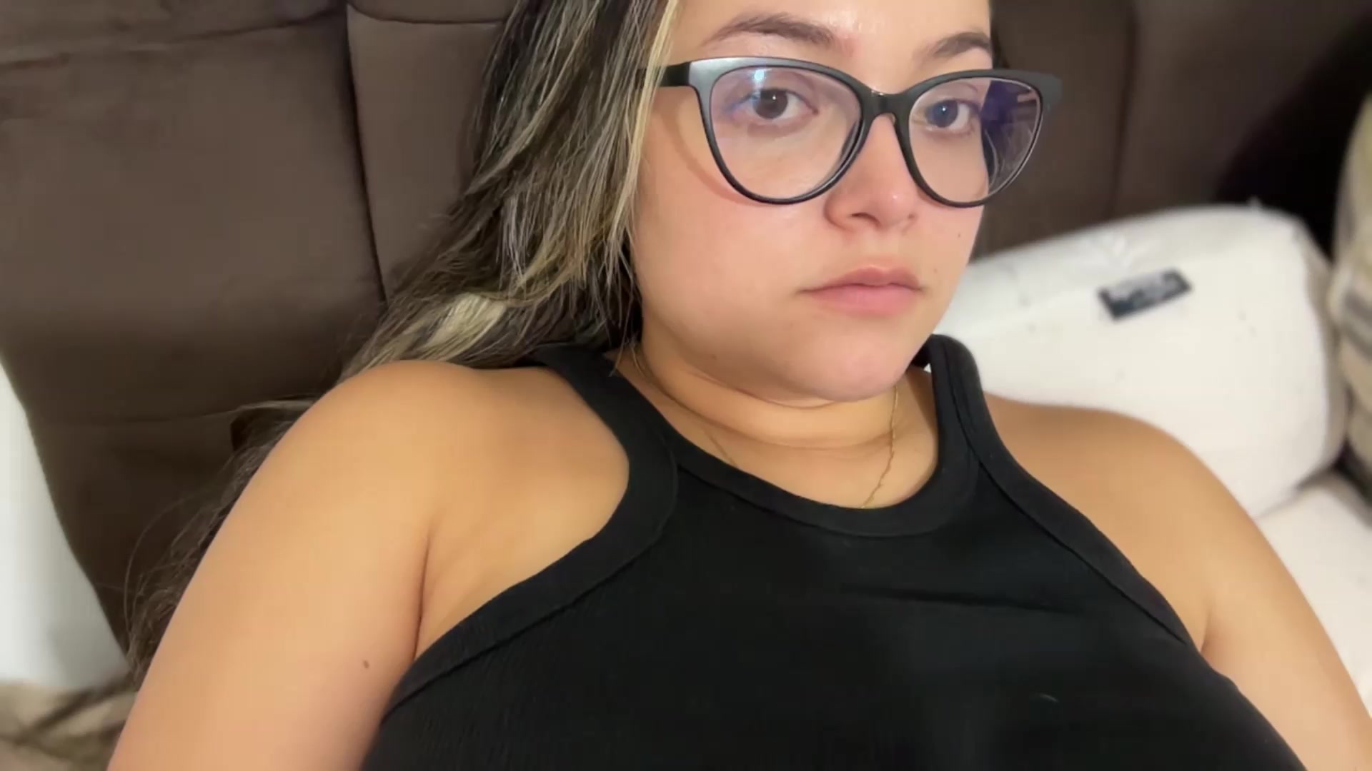 Gallery image thumbnail from Angel98_'s myfreecams stream on, 09/11/2026, 02:00 image 15 of 20