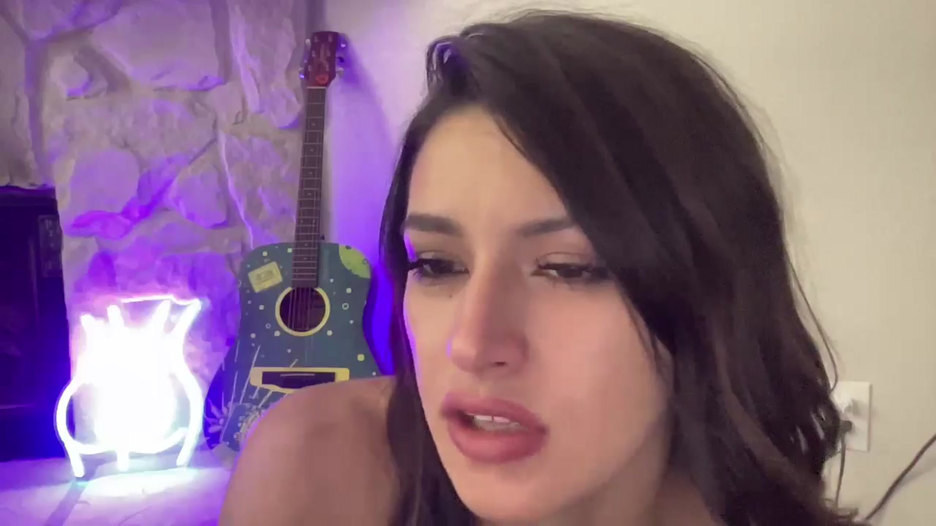 Gallery image thumbnail from Angel999's myfreecams stream on, 06/20/2024, 23:01 image 15 of 20