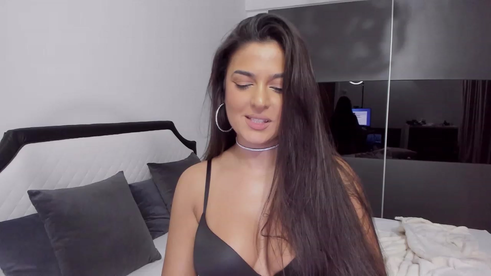 Gallery image thumbnail from AngelBaby__'s myfreecams stream on, 12/09/2022, 17:27 image 18 of 20
