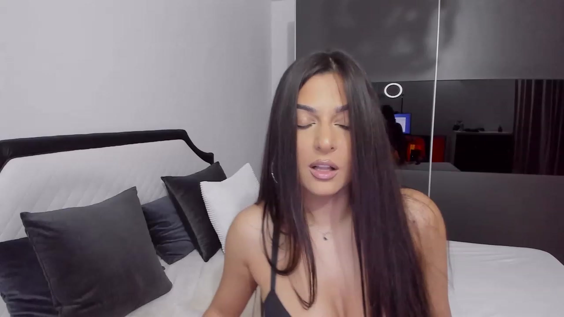 Gallery image thumbnail from AngelBaby__'s myfreecams stream on, 02/13/2023, 16:22 image 4 of 20