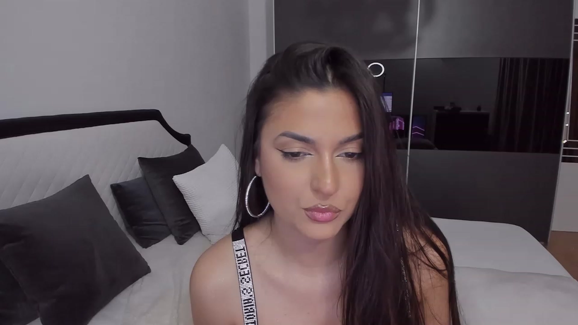 Gallery image thumbnail from AngelBaby__'s myfreecams stream on, 03/06/2023, 15:31 image 15 of 20