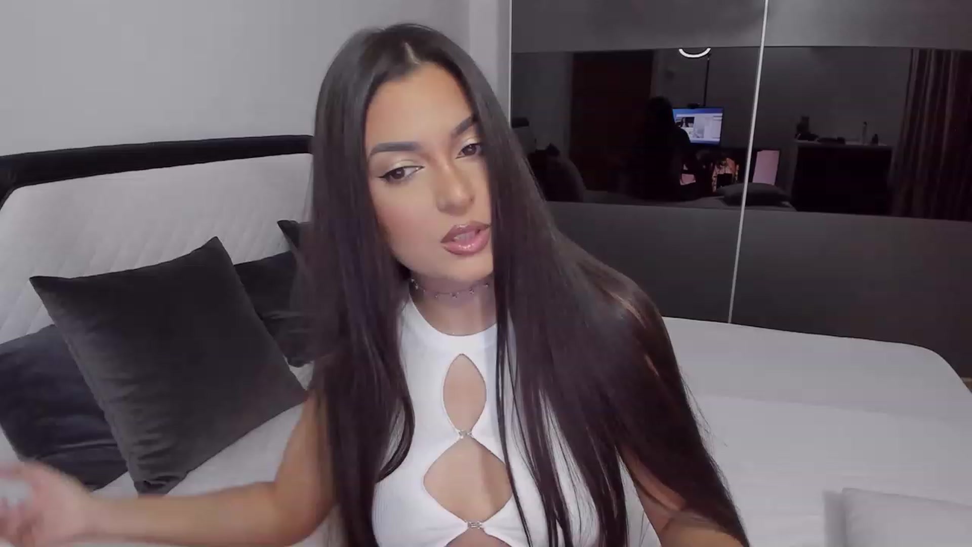 Gallery image thumbnail from AngelBaby__'s myfreecams stream on, 03/08/2023, 13:57 image 1 of 20