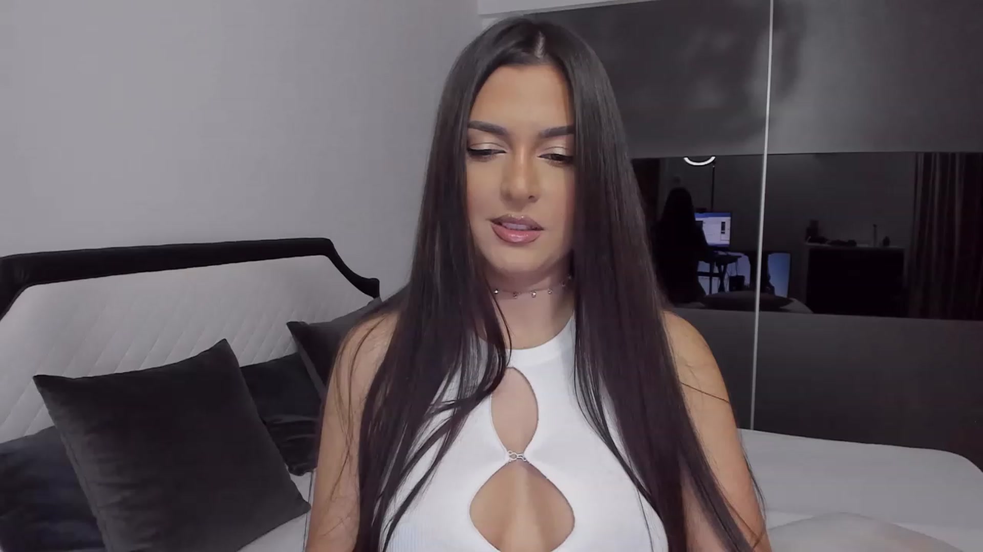 Gallery image thumbnail from AngelBaby__'s myfreecams stream on, 03/08/2023, 15:10 image 4 of 20