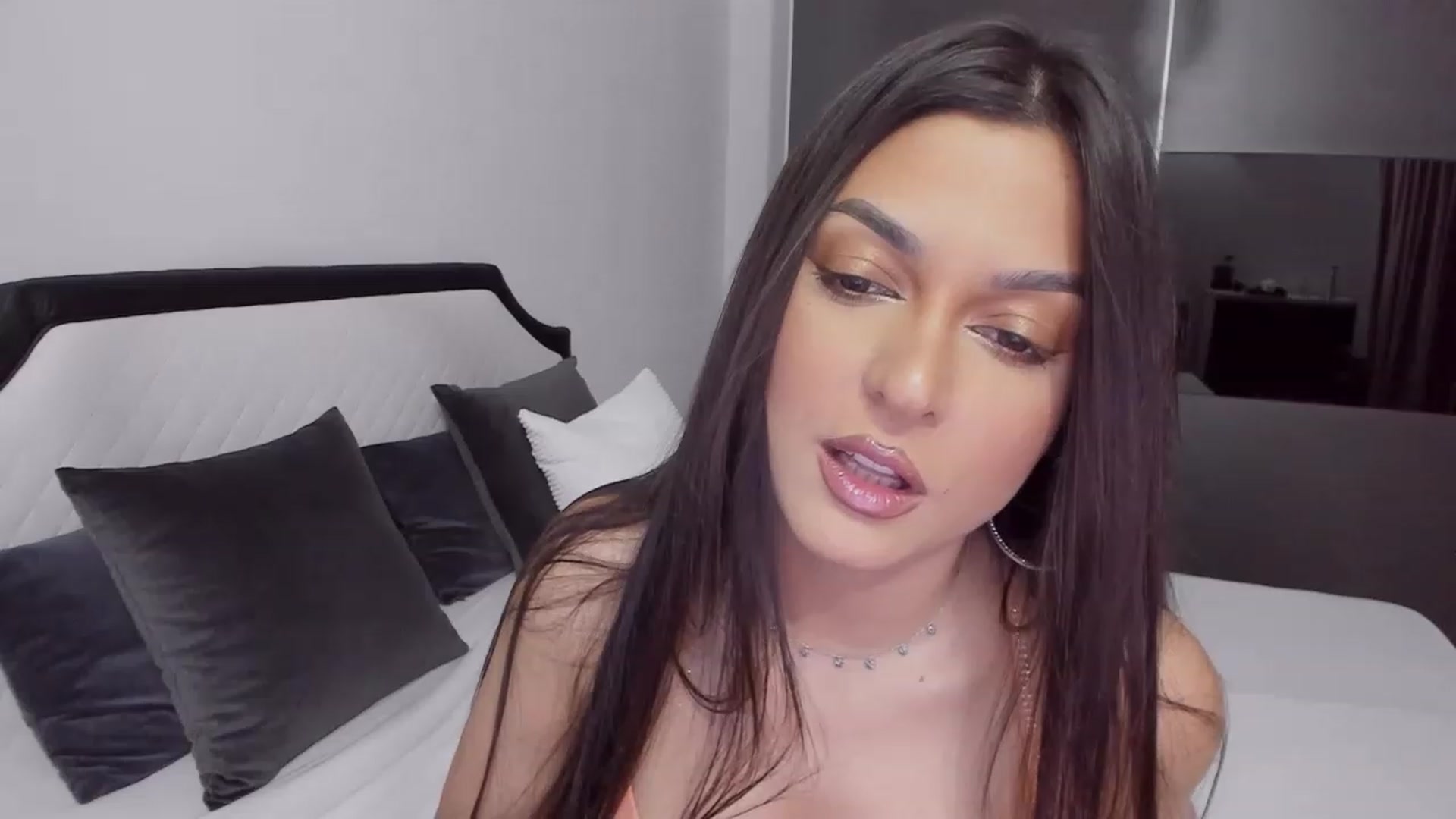 Gallery image thumbnail from AngelBaby__'s myfreecams stream on, 03/10/2023, 15:55 image 3 of 20