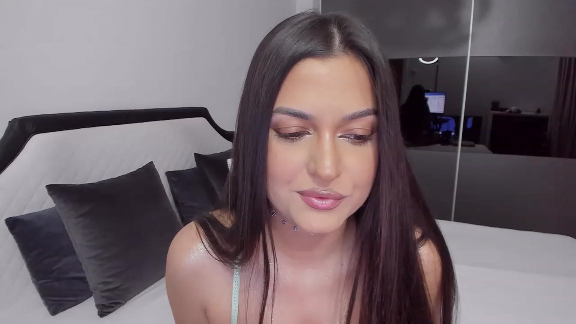 Gallery image thumbnail from AngelBaby__'s myfreecams stream on, 03/12/2023, 14:44 image 2 of 20