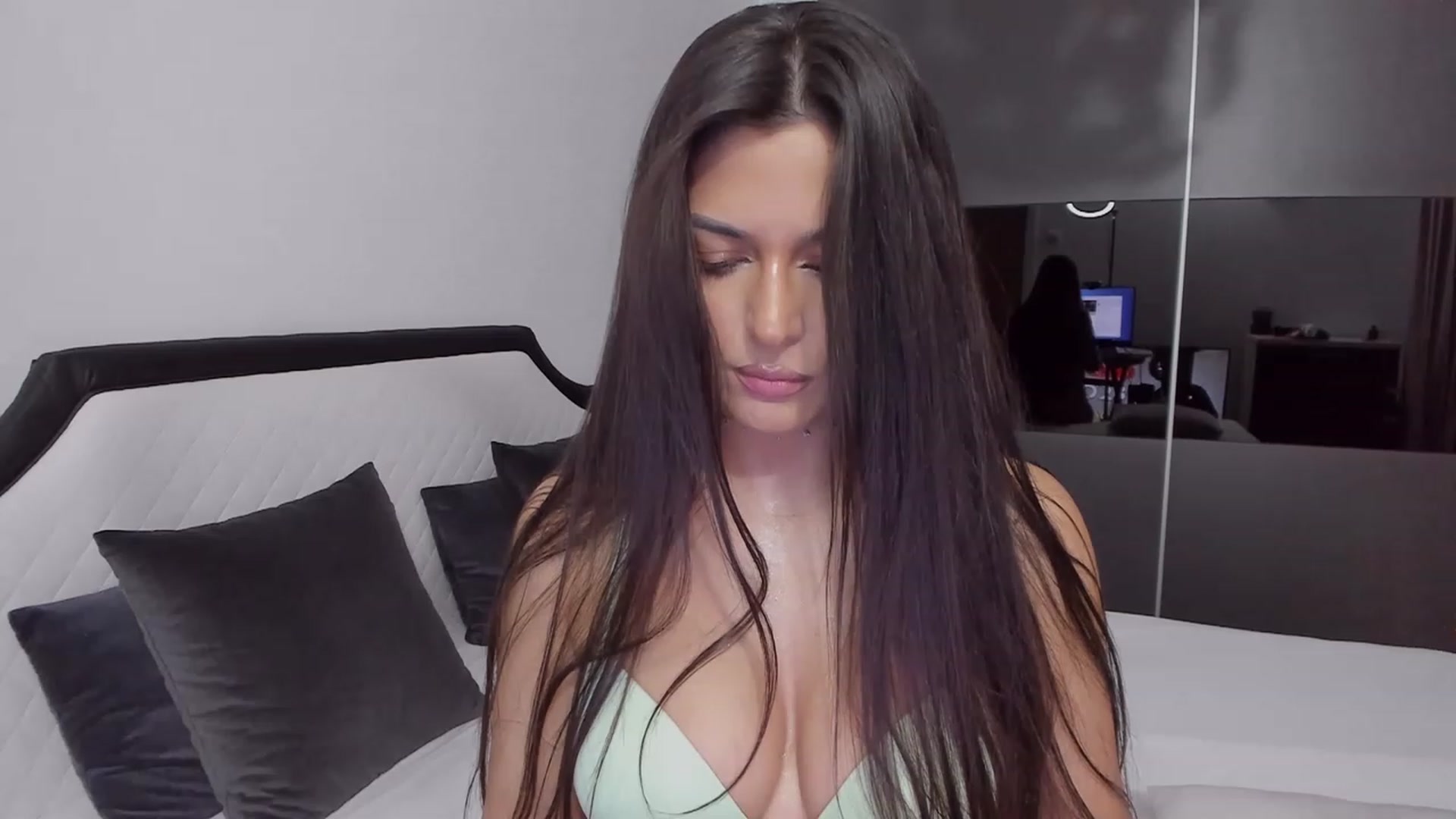 Gallery image thumbnail from AngelBaby__'s myfreecams stream on, 03/12/2023, 15:05 image 16 of 20