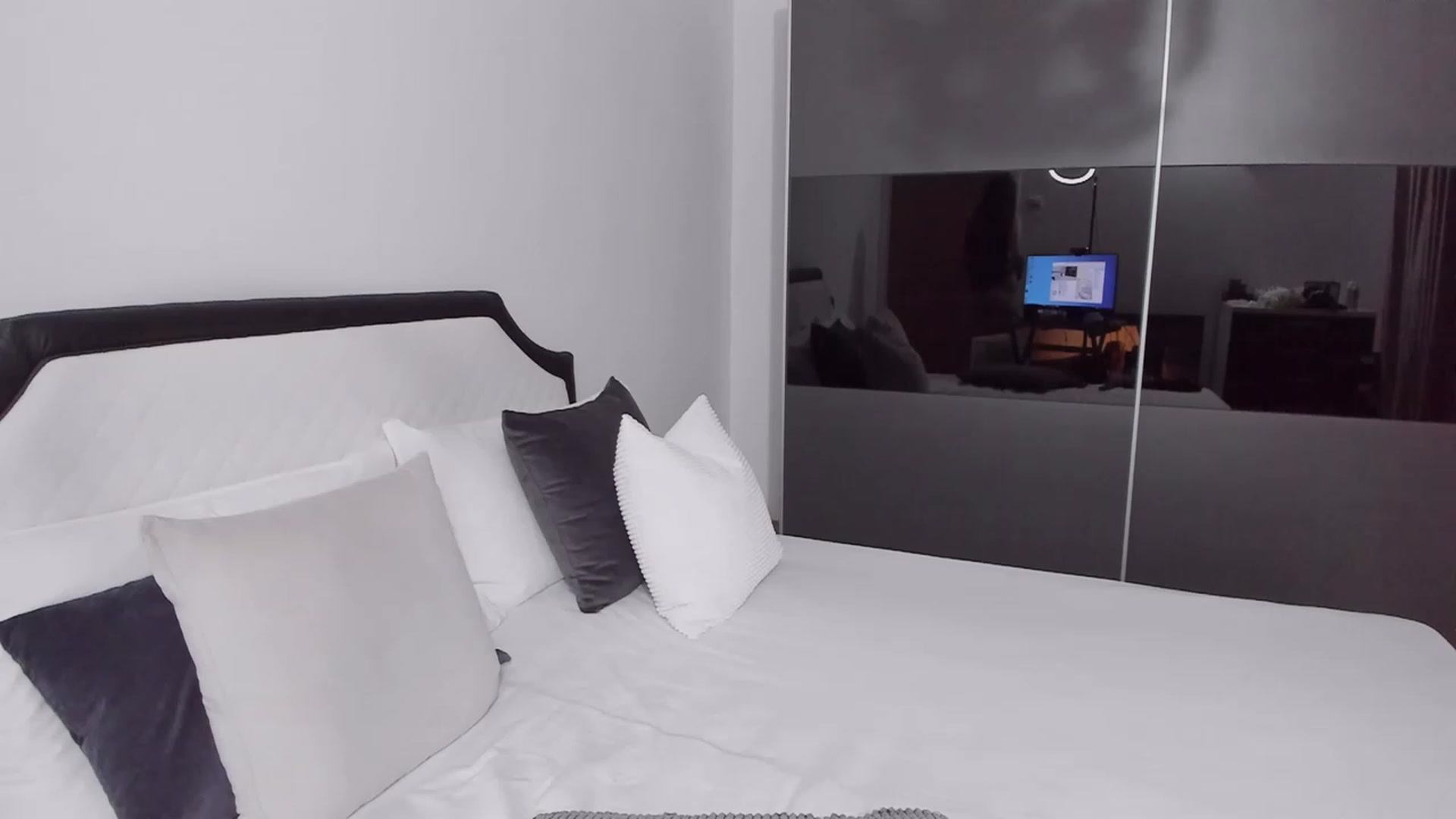 Gallery image thumbnail from AngelBaby__'s myfreecams stream on, 04/10/2023, 14:38 image 1 of 20