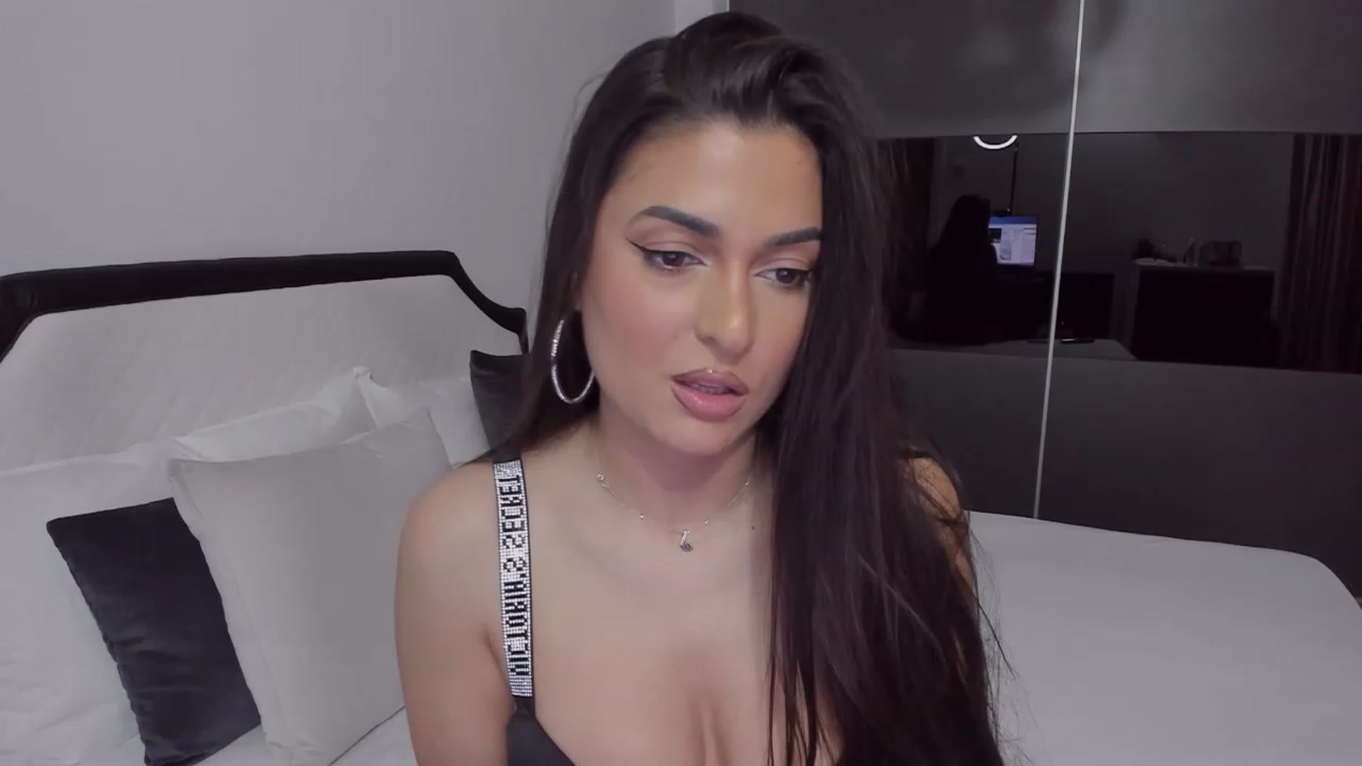 Gallery image thumbnail from AngelBaby__'s myfreecams stream on, 04/13/2023, 14:04 image 18 of 20
