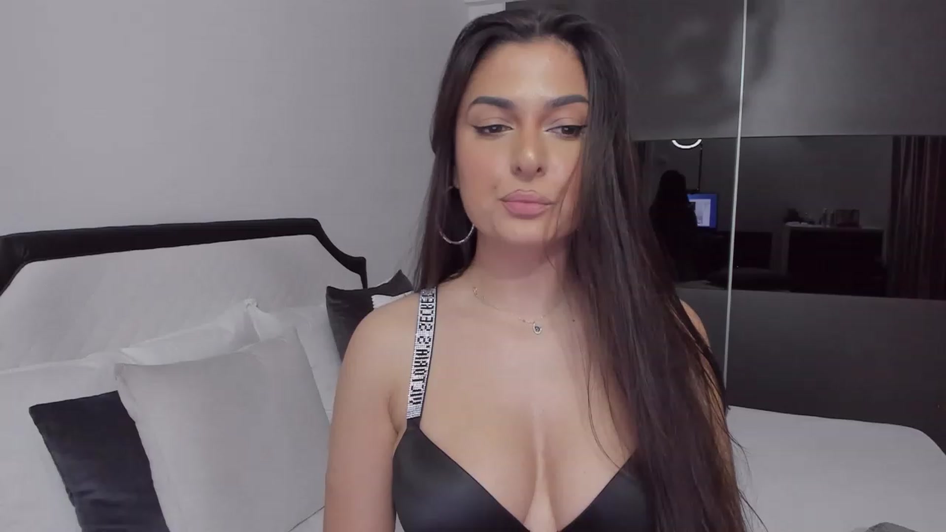 Gallery image thumbnail from AngelBaby__'s myfreecams stream on, 04/13/2023, 14:27 image 20 of 20