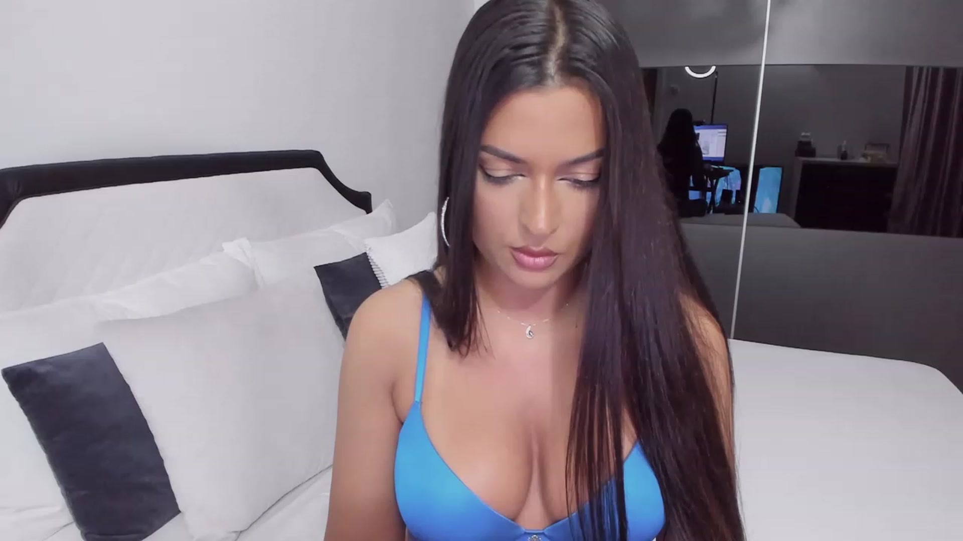 Gallery image thumbnail from AngelBaby__'s myfreecams stream on, 04/21/2023, 14:12 image 11 of 20