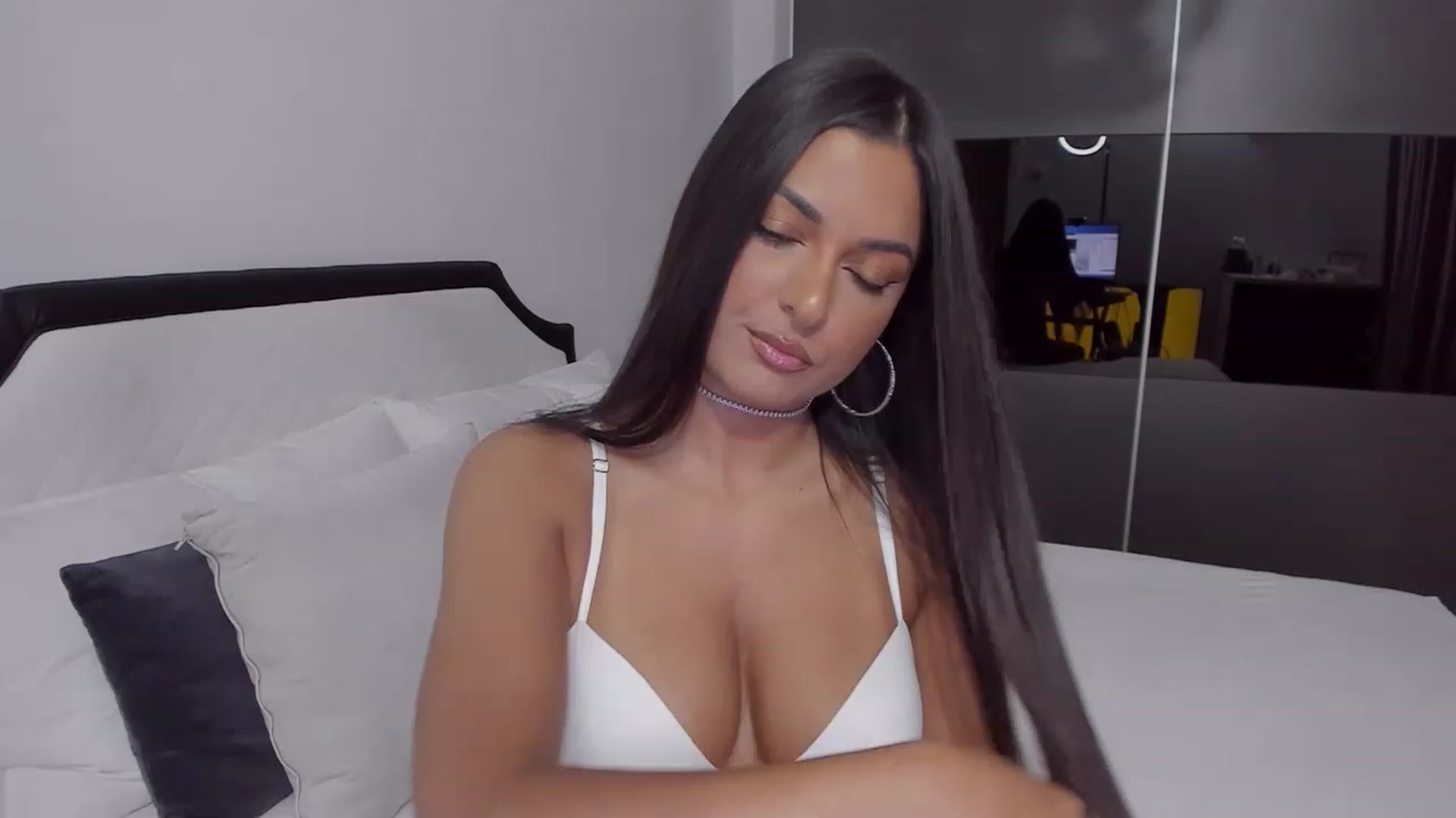 Gallery image thumbnail from AngelBaby__'s myfreecams stream on, 04/30/2023, 14:44 image 6 of 20