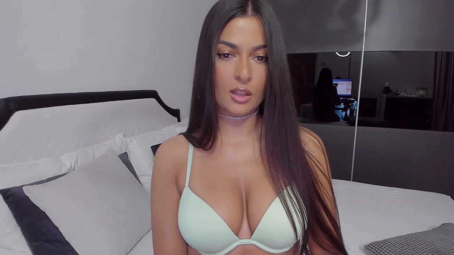 Gallery image thumbnail from AngelBaby__'s myfreecams stream on, 05/03/2023, 14:27 image 11 of 20