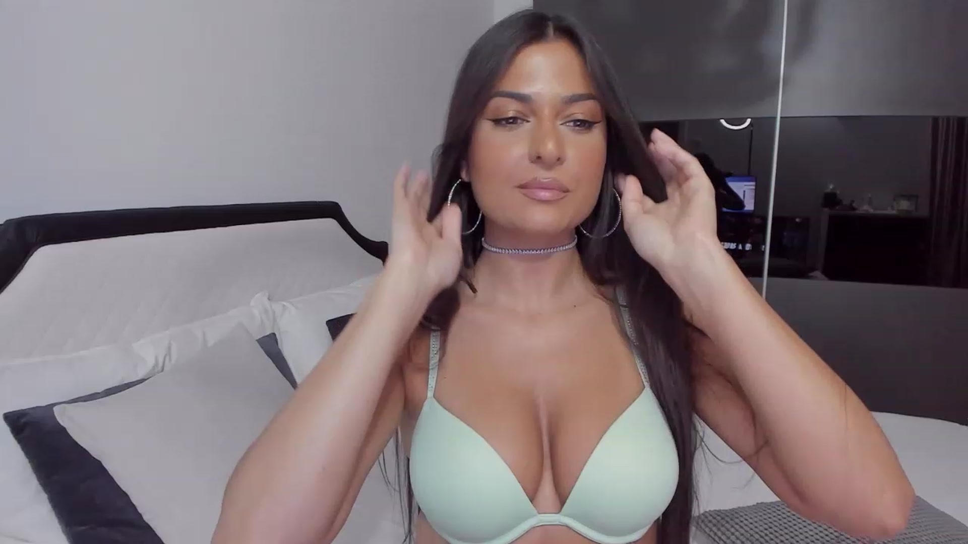 Gallery image thumbnail from AngelBaby__'s myfreecams stream on, 05/03/2023, 15:23 image 7 of 20