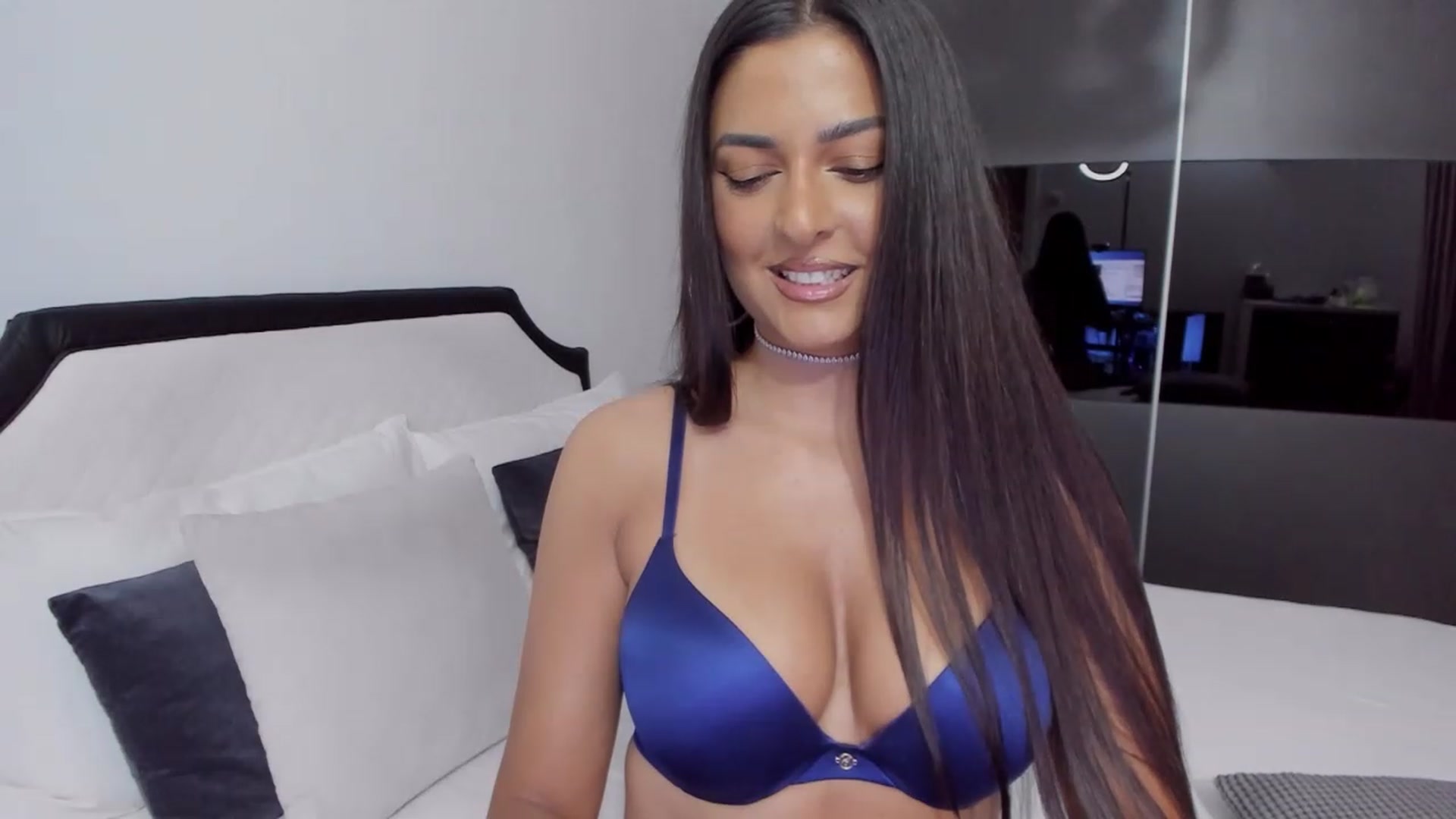 Gallery image thumbnail from AngelBaby__'s myfreecams stream on, 05/05/2023, 13:36 image 11 of 20