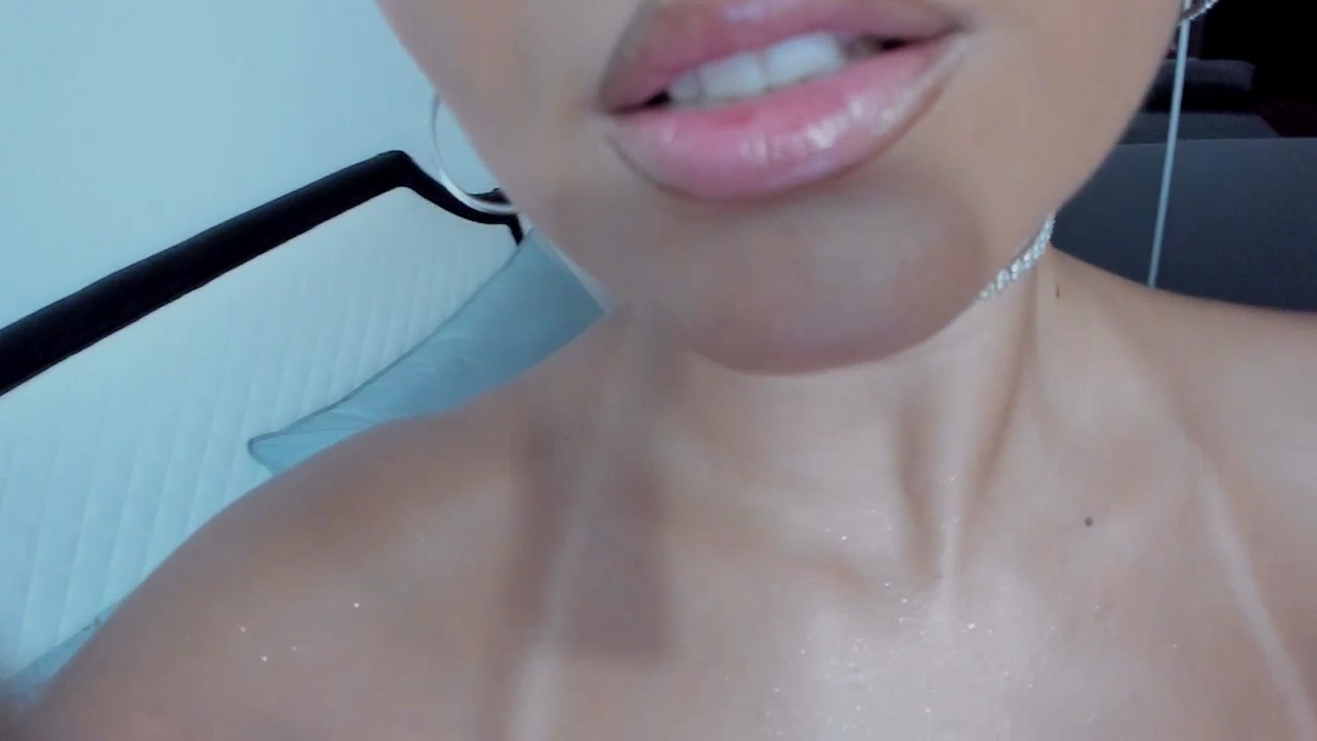 Gallery image thumbnail from AngelBaby__'s myfreecams stream on, 07/02/2023, 14:20 image 16 of 20
