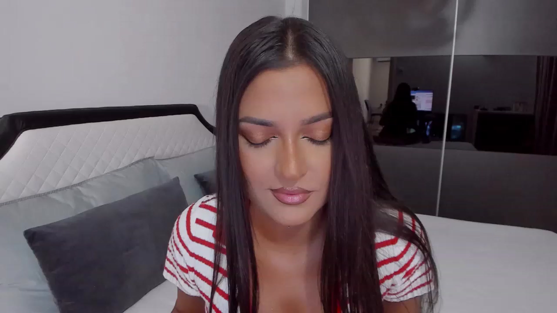 Gallery image thumbnail from AngelBaby__'s myfreecams stream on, 07/04/2023, 13:59 image 3 of 20
