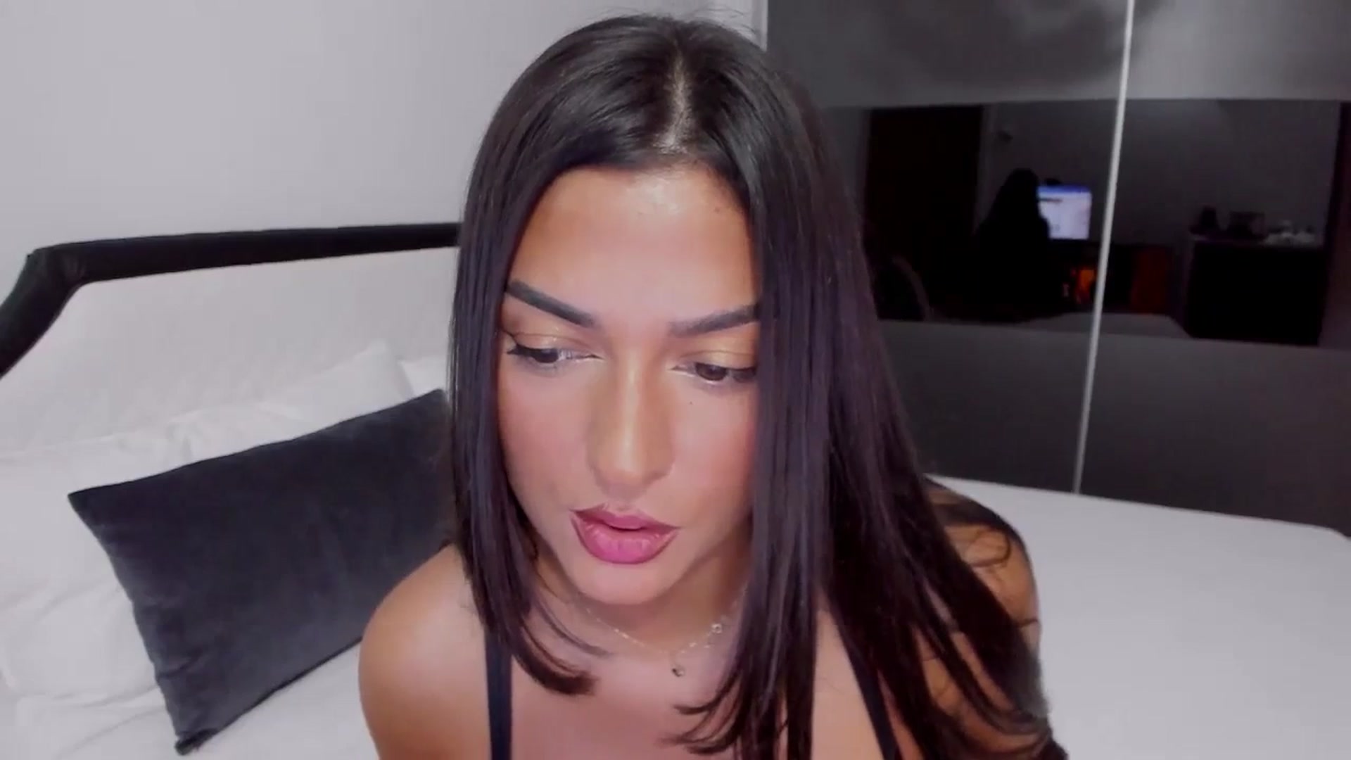 Gallery image thumbnail from AngelBaby__'s myfreecams stream on, 10/04/2023, 13:23 image 17 of 20