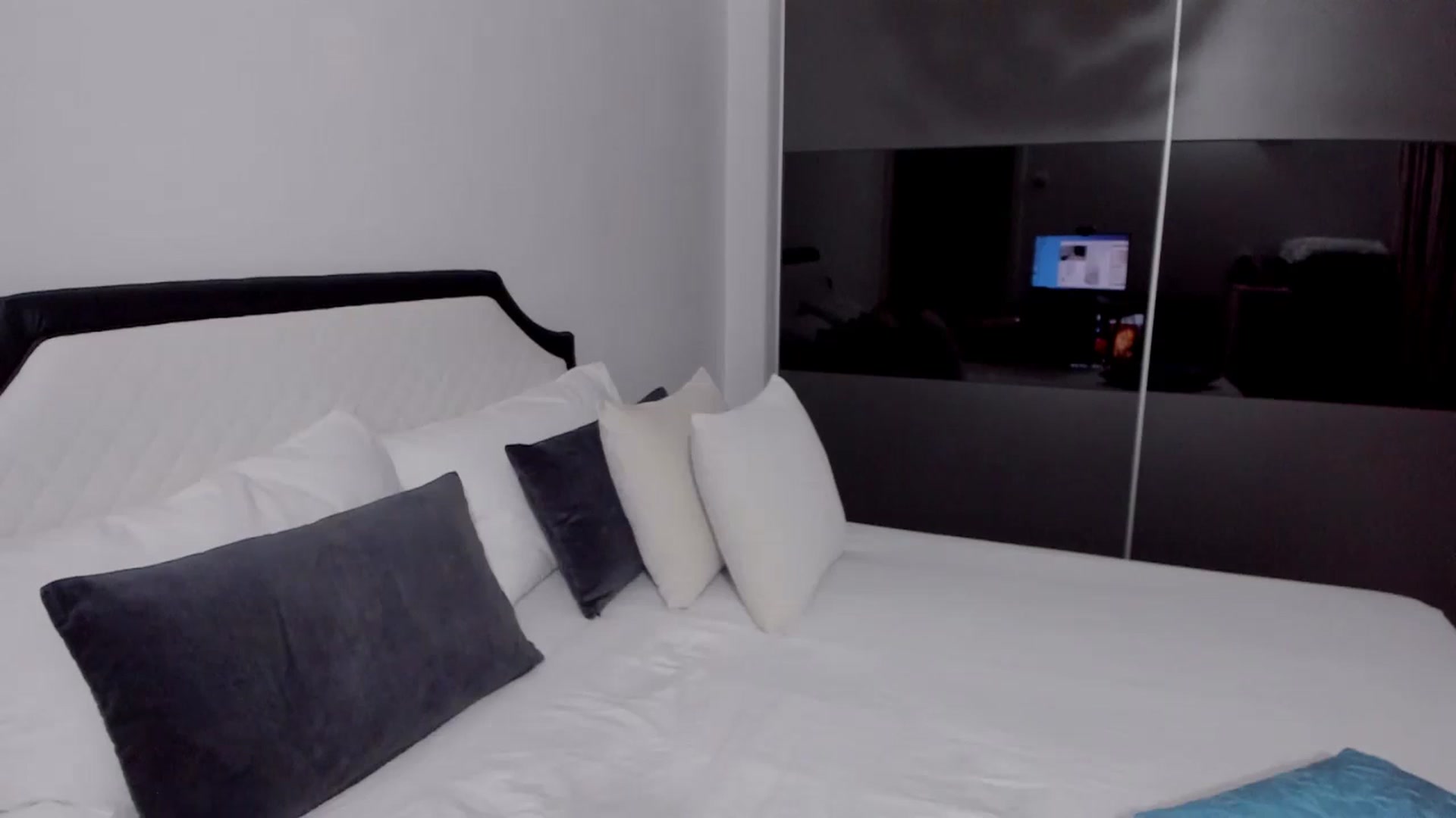 Gallery image thumbnail from AngelBaby__'s myfreecams stream on, 11/22/2023, 13:40 image 5 of 20