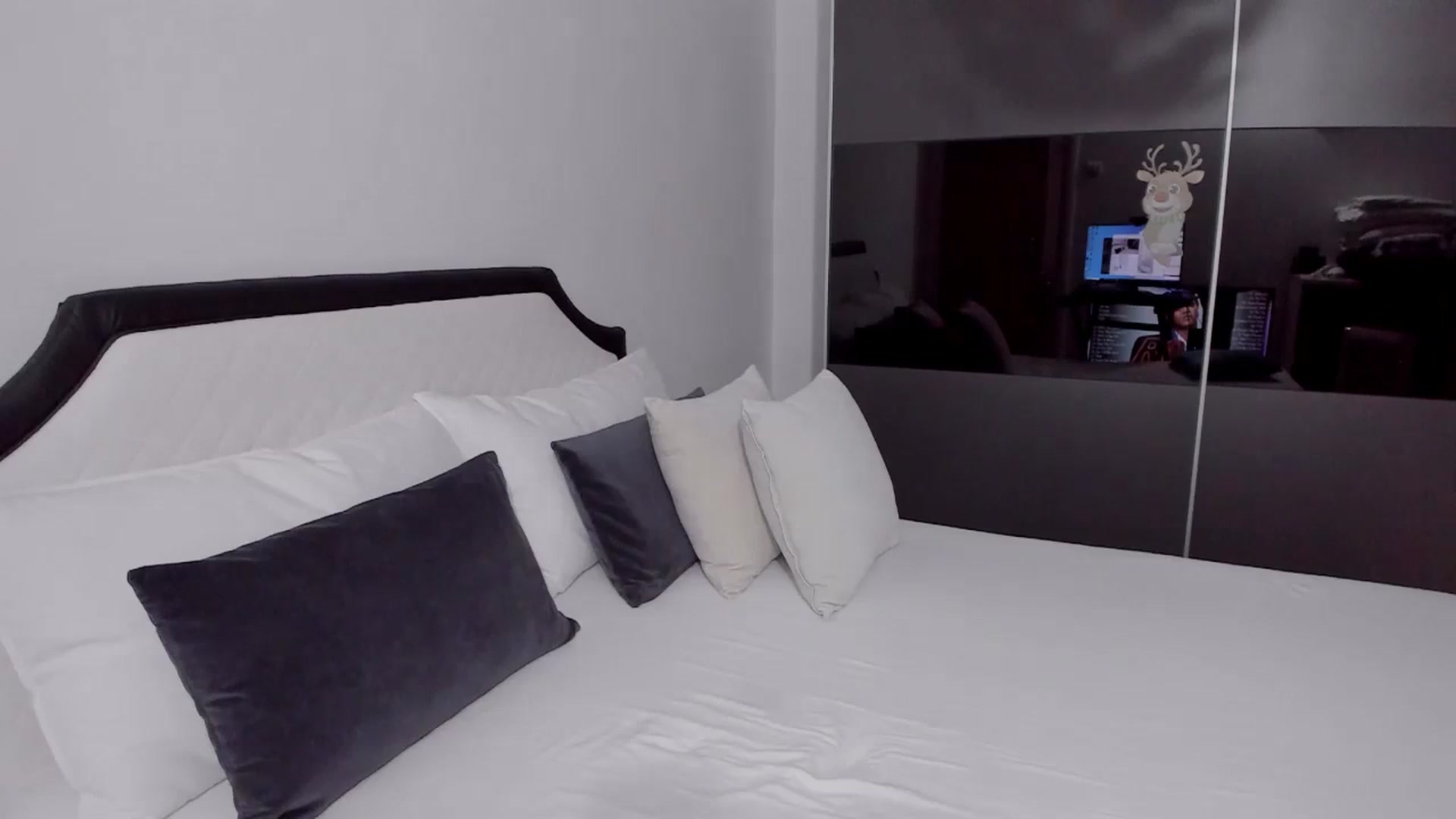 Gallery image thumbnail from AngelBaby__'s myfreecams stream on, 12/14/2023, 13:06 image 14 of 20