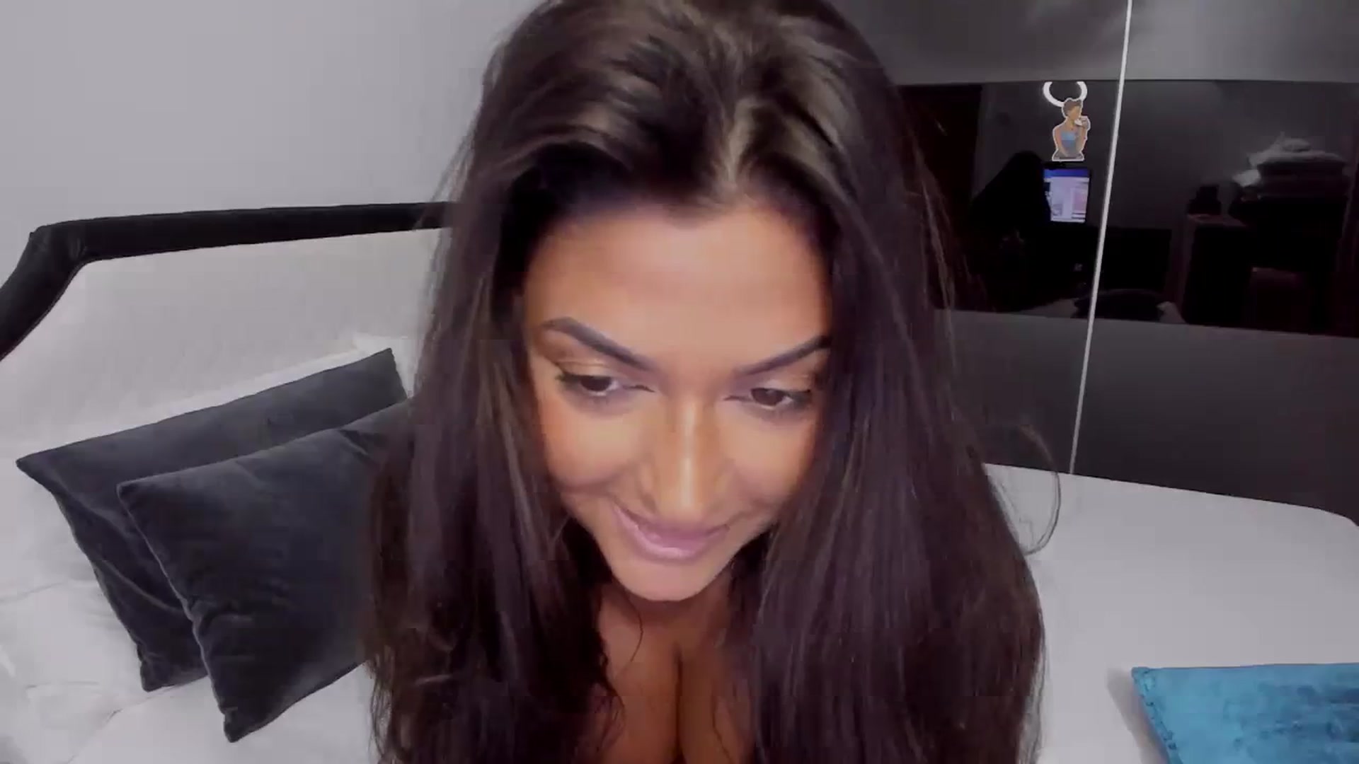 Gallery image thumbnail from AngelBaby__'s myfreecams stream on, 01/13/2024, 16:45 image 4 of 20