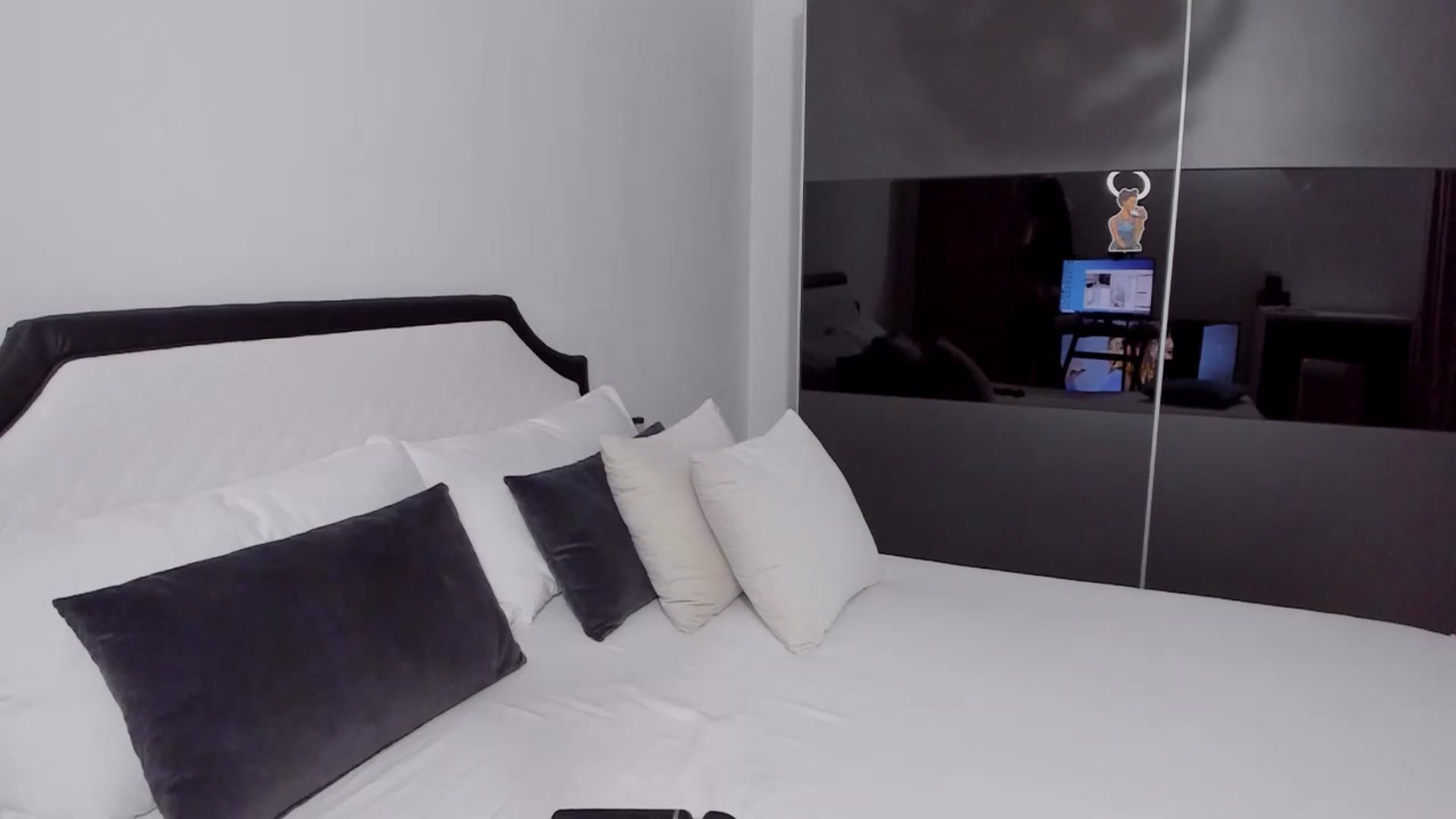 Gallery image thumbnail from AngelBaby__'s myfreecams stream on, 01/22/2024, 14:49 image 16 of 20