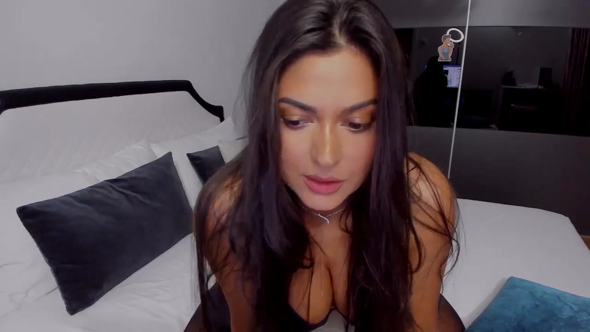 Gallery image thumbnail from AngelBaby__'s myfreecams stream on, 02/27/2024, 15:46 image 5 of 20