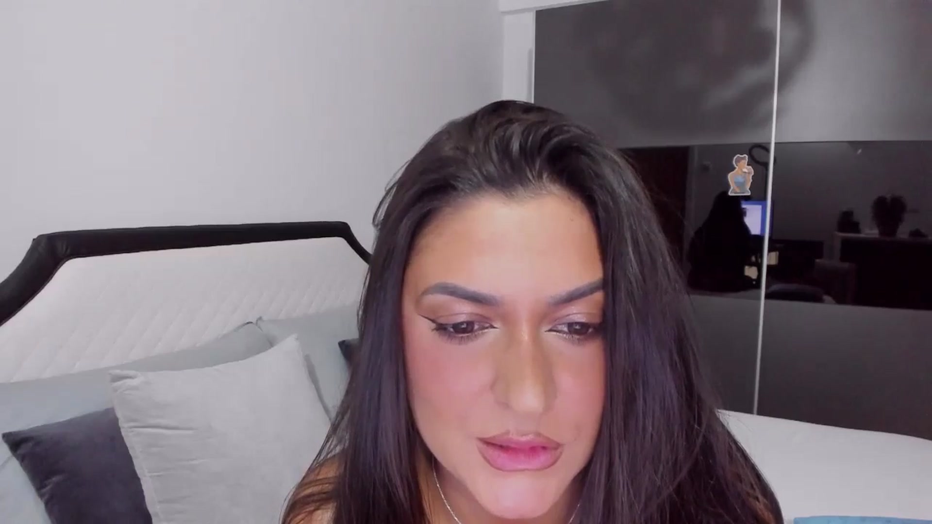 Gallery image thumbnail from AngelBaby__'s myfreecams stream on, 03/10/2024, 15:46 image 4 of 20