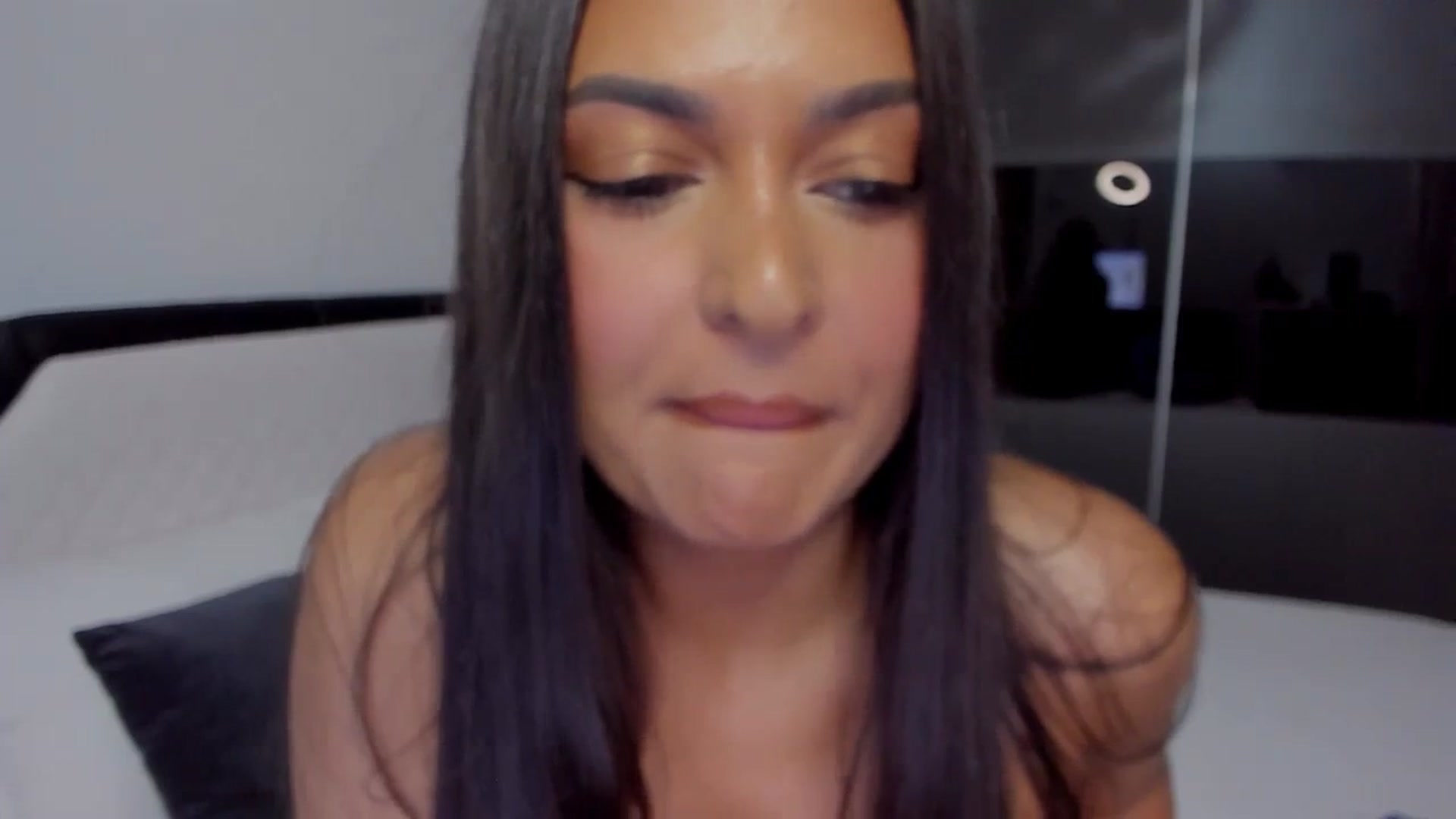 Gallery image thumbnail from AngelBaby__'s myfreecams stream on, 03/24/2024, 14:48 image 11 of 20