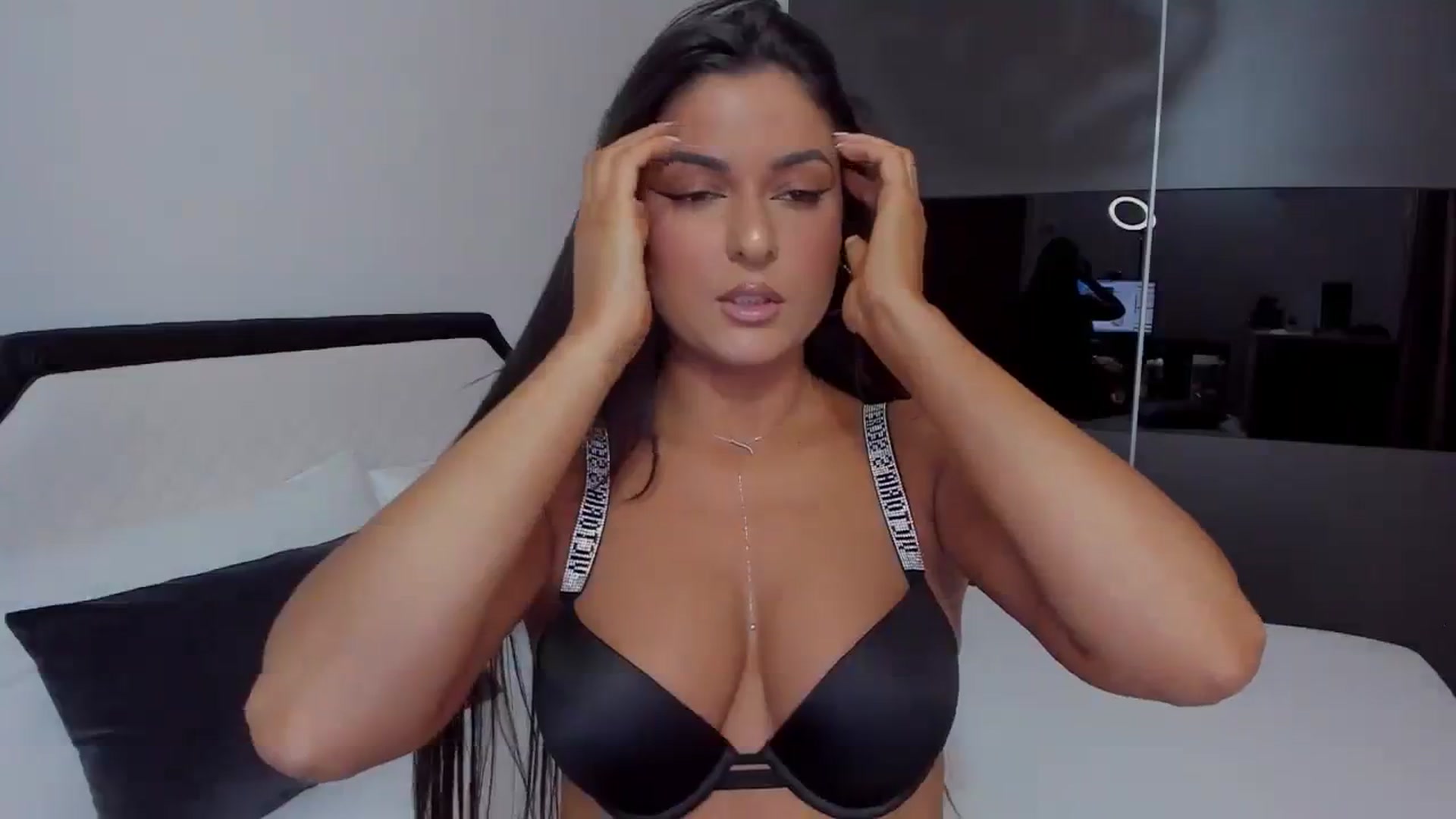 Gallery image thumbnail from AngelBaby__'s myfreecams stream on, 04/08/2024, 13:42 image 5 of 20