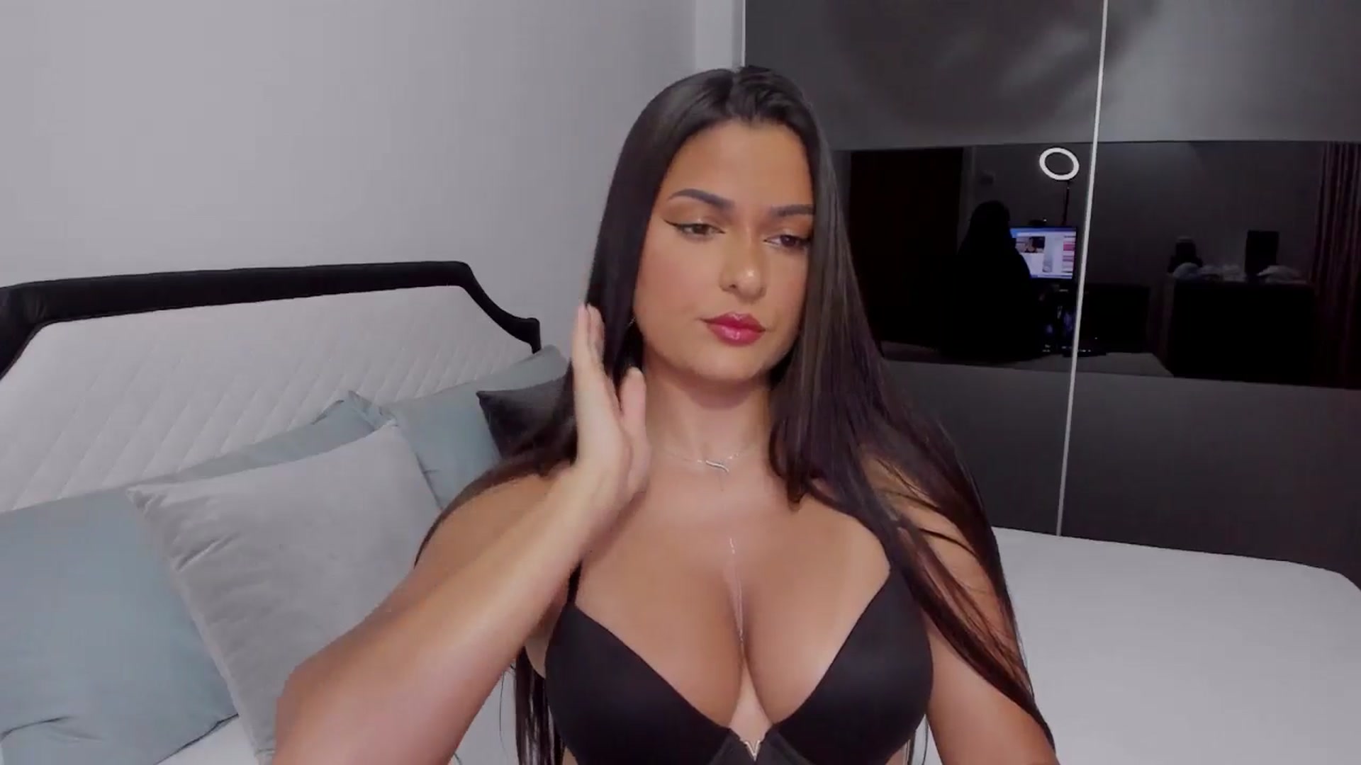 Gallery image thumbnail from AngelBaby__'s myfreecams stream on, 05/07/2024, 11:20 image 20 of 20